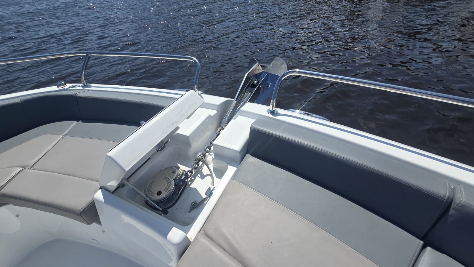 2025 Four Winns TH36 - Photo 18