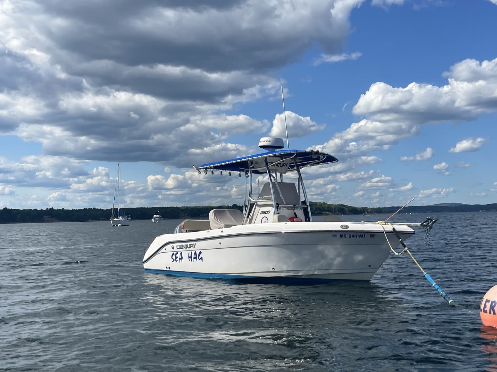 2020 Century 2200 Center Console - Photo 3