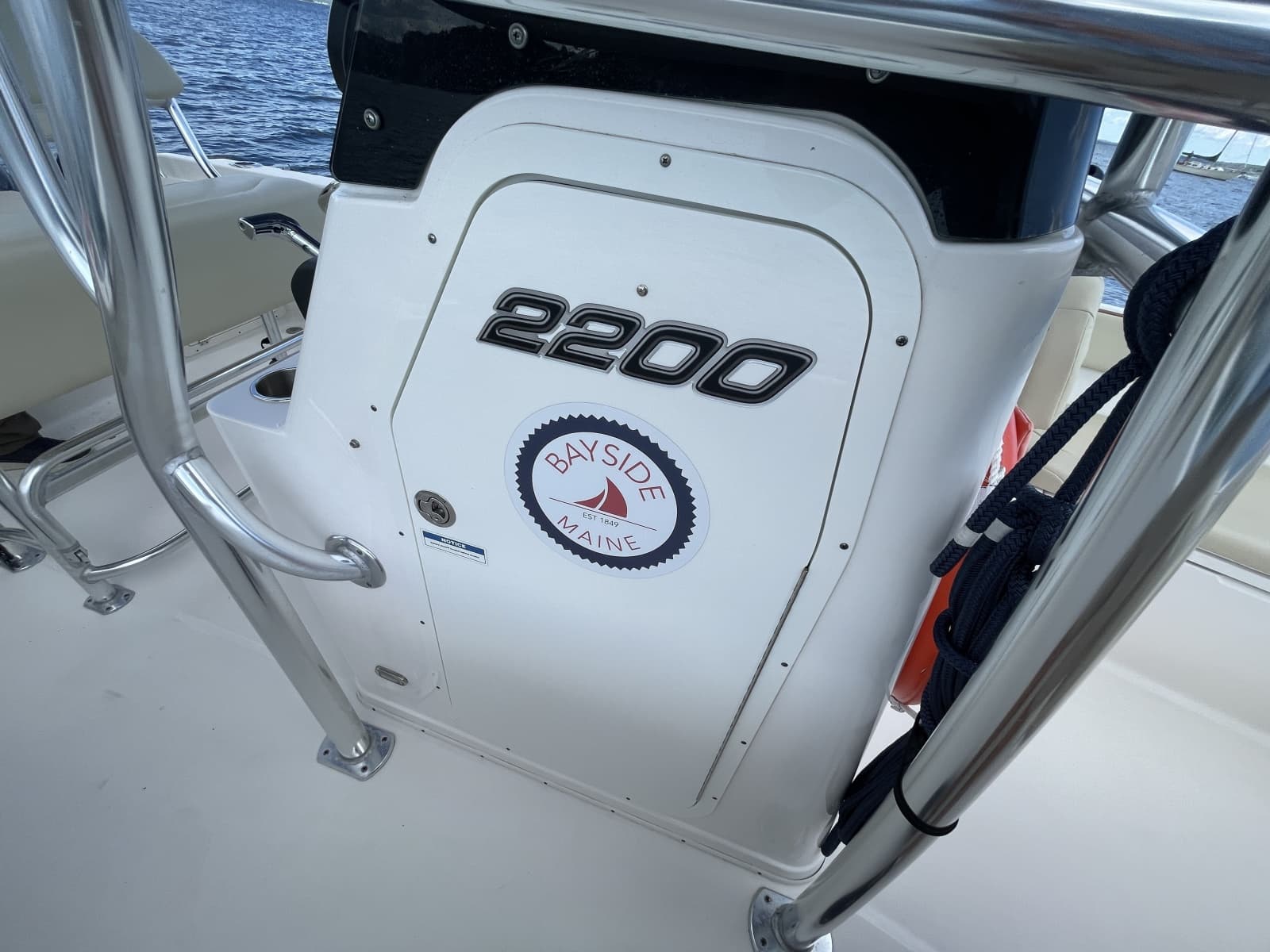 2020 Century 2200 Center Console - Photo 48
