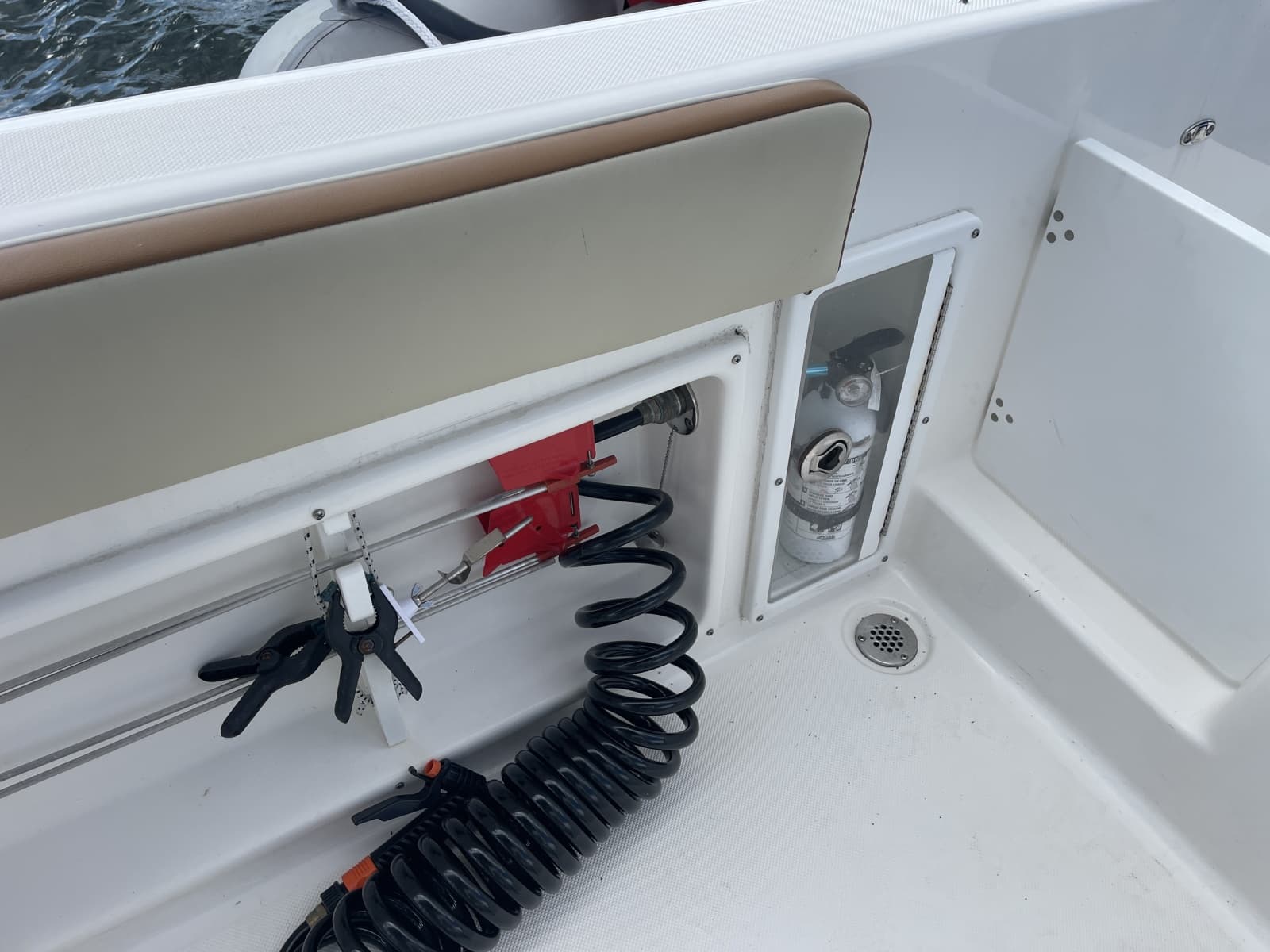 2020 Century 2200 Center Console - Photo 30