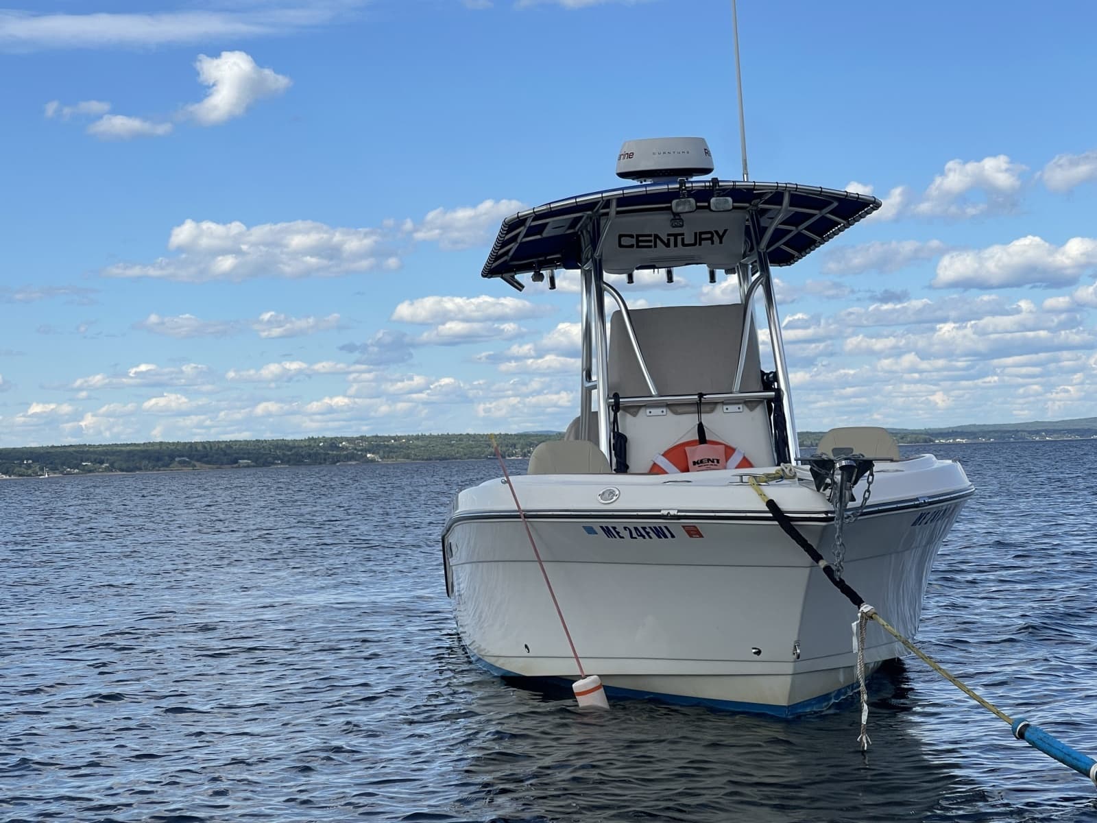 2020 Century 2200 Center Console - Photo 1