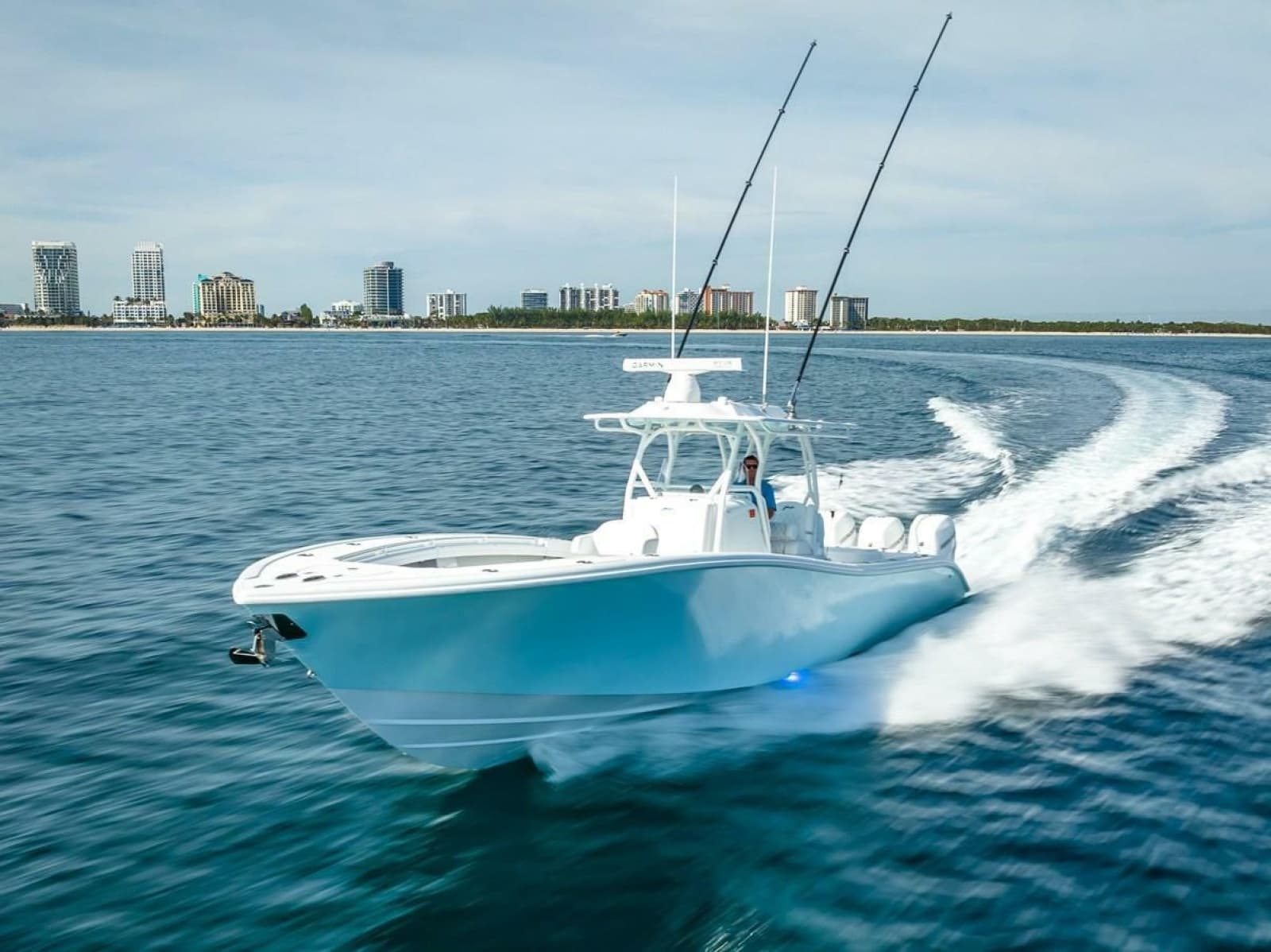 2023 Yellowfin 36 Center Console - Photo 2