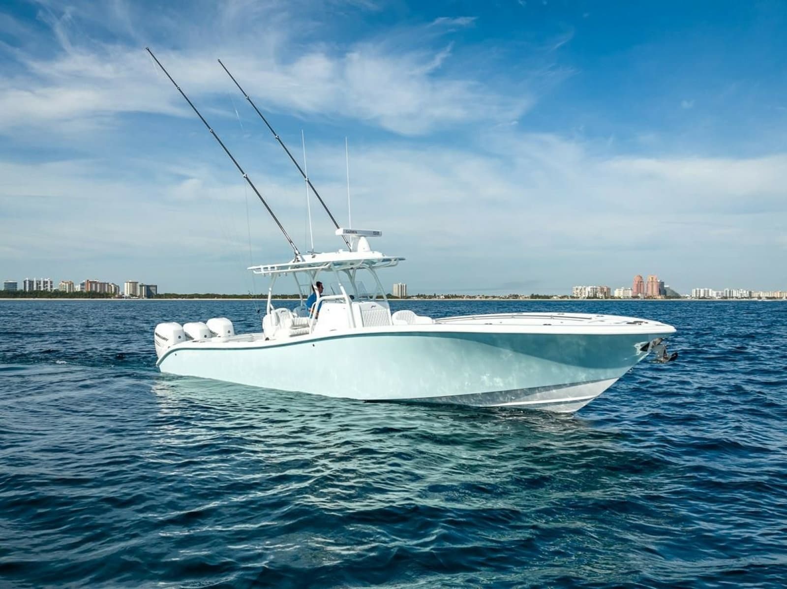 2023 Yellowfin 36 Center Console - Photo 1
