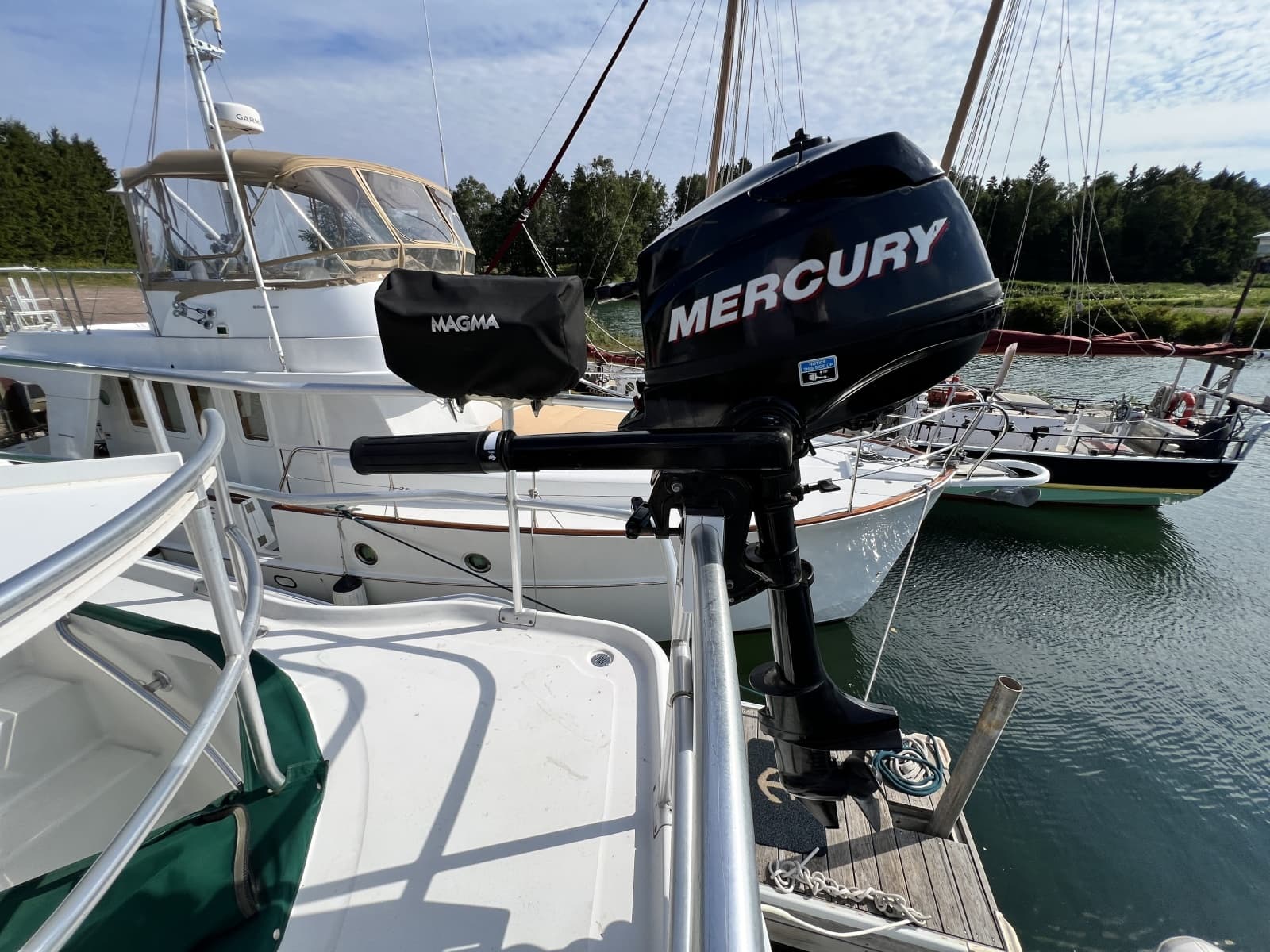 2001 Mainship 390 - Photo 81