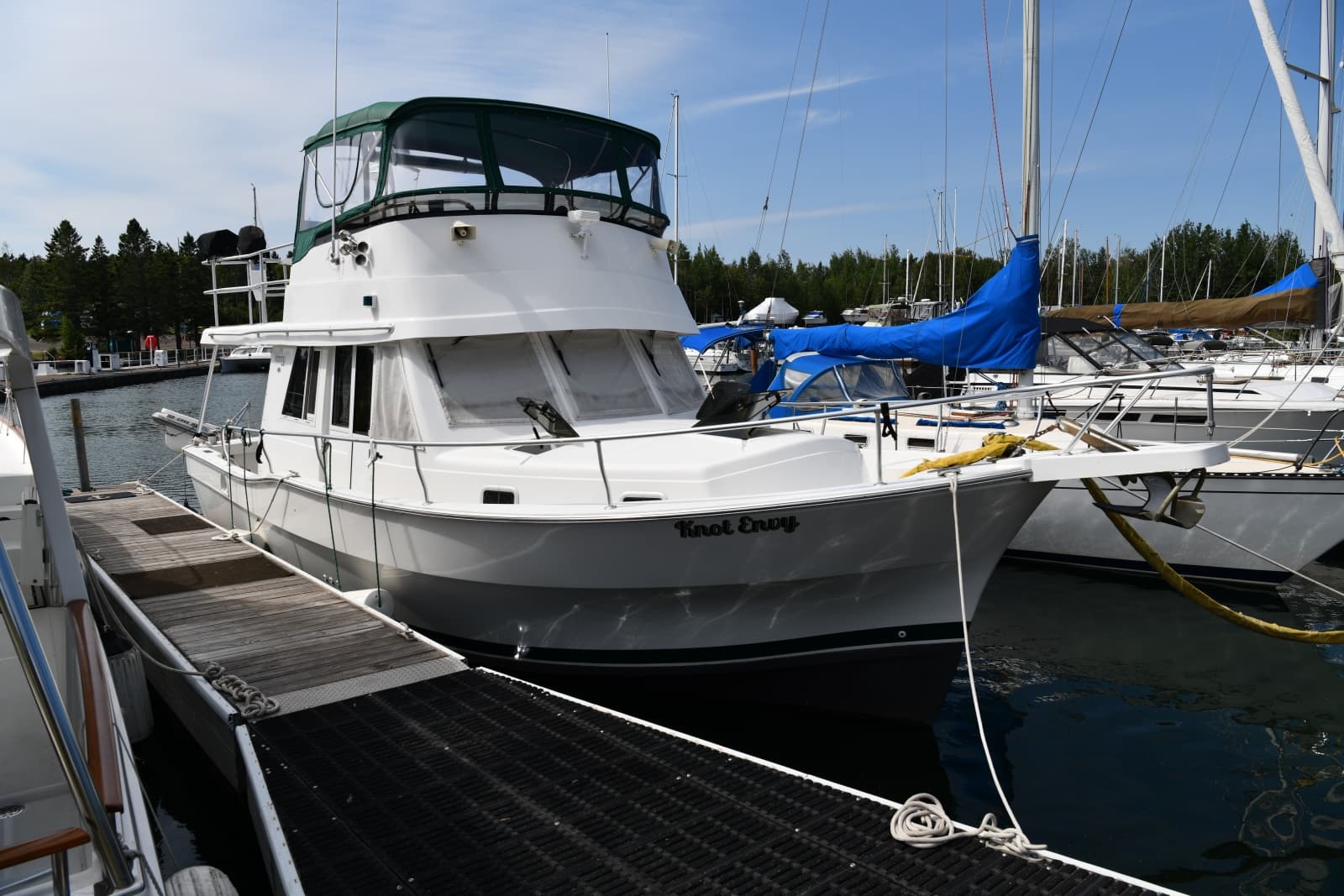 2001 Mainship 390 - Photo 4