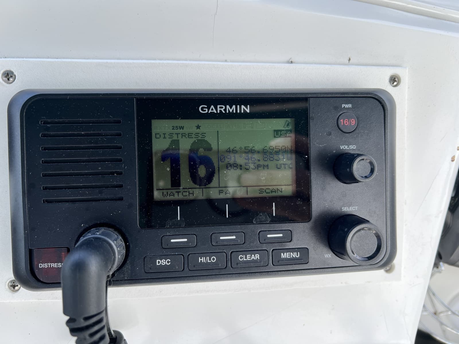 2001 Mainship 390 - Photo 37