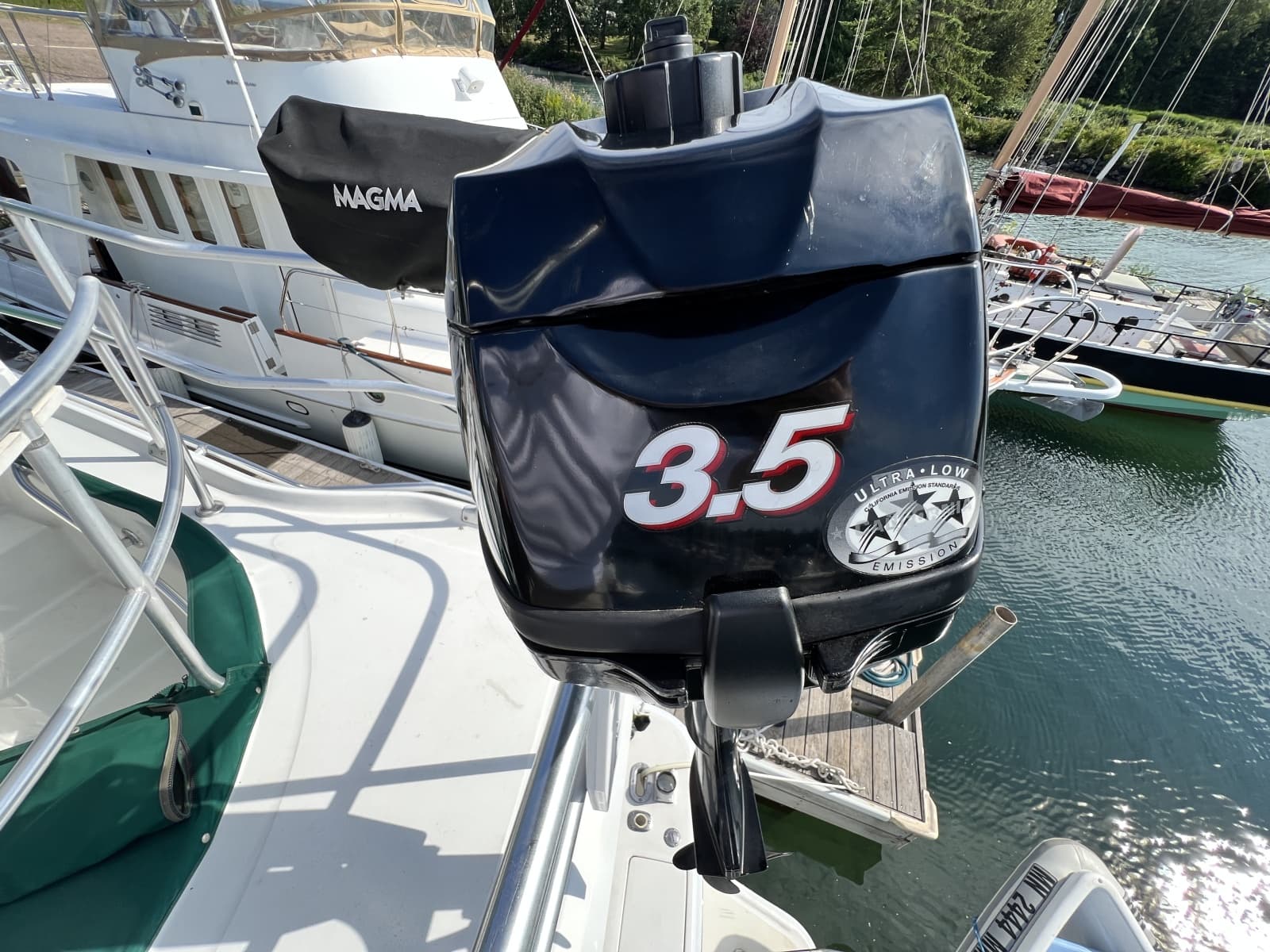 2001 Mainship 390 - Photo 82