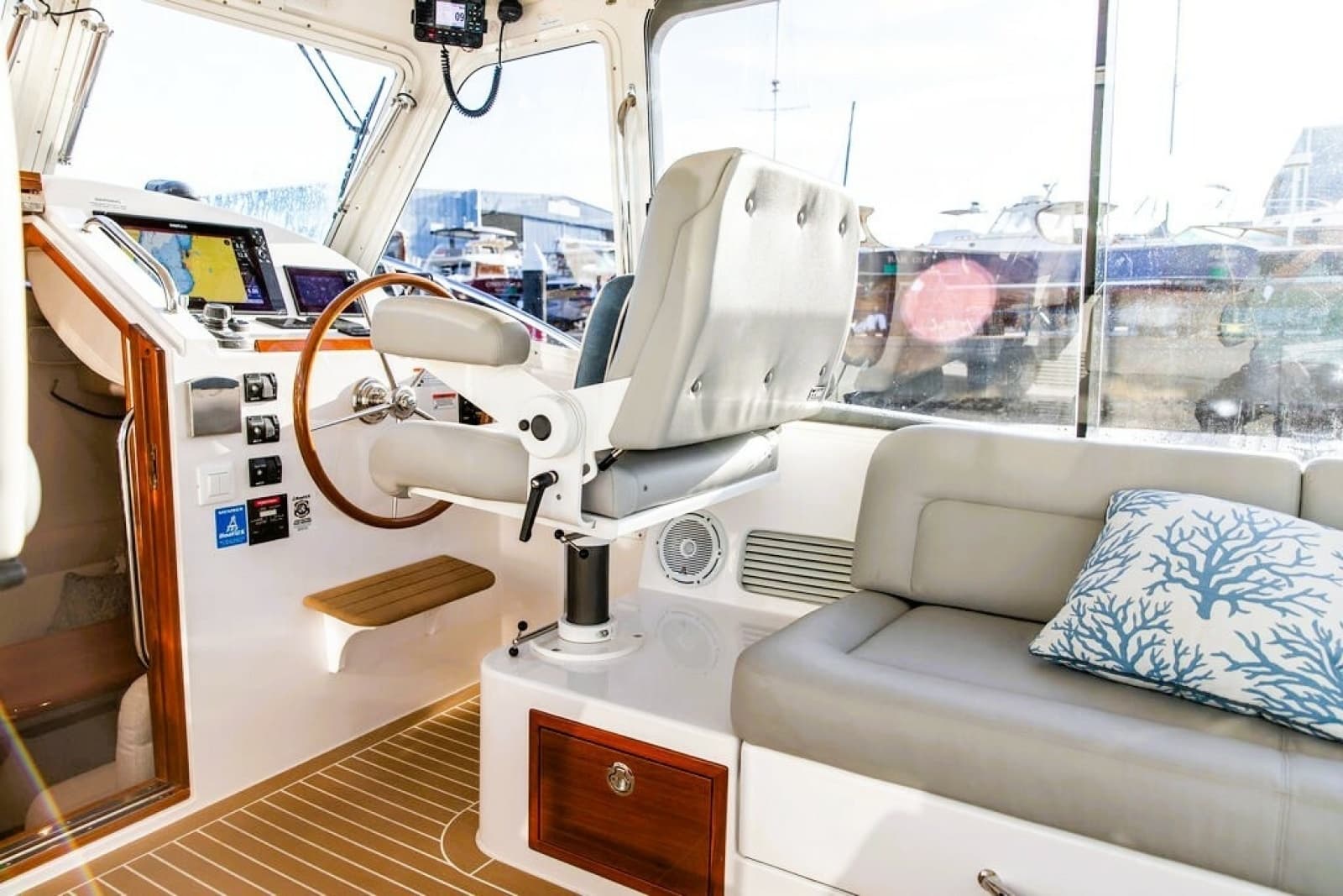 2018 MJM 43z - Photo 9