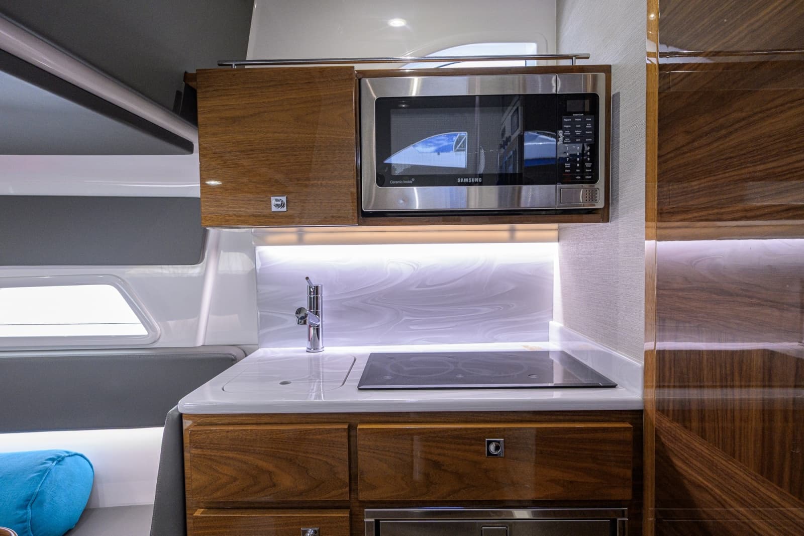 2025 Valhalla Boatworks V46 - Photo 4