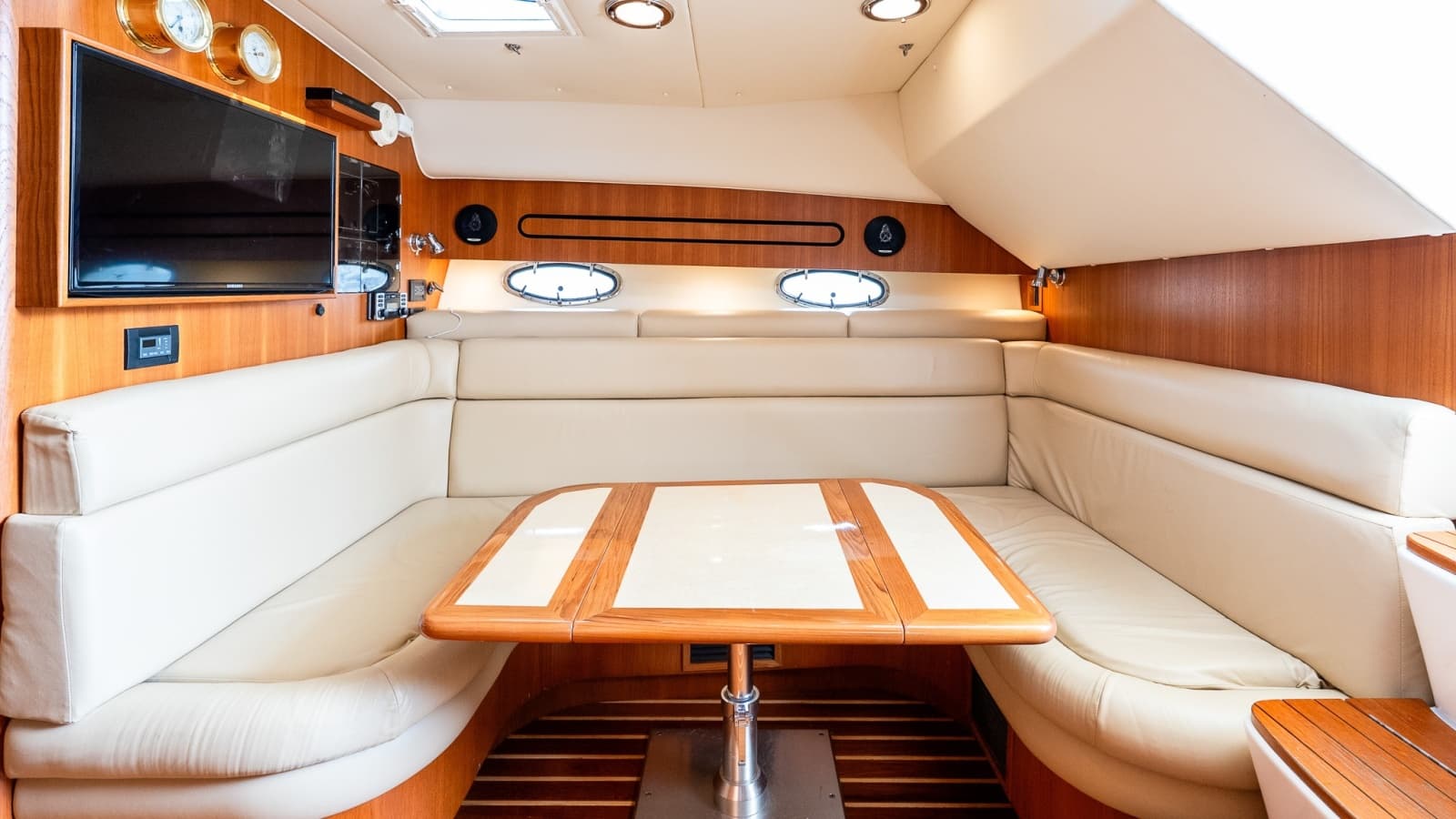2004 Tiara Yachts 3800 Open - Photo 51