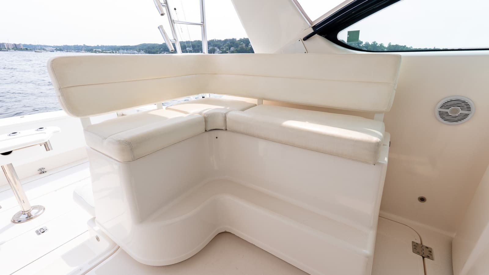 2004 Tiara Yachts 3800 Open - Photo 43