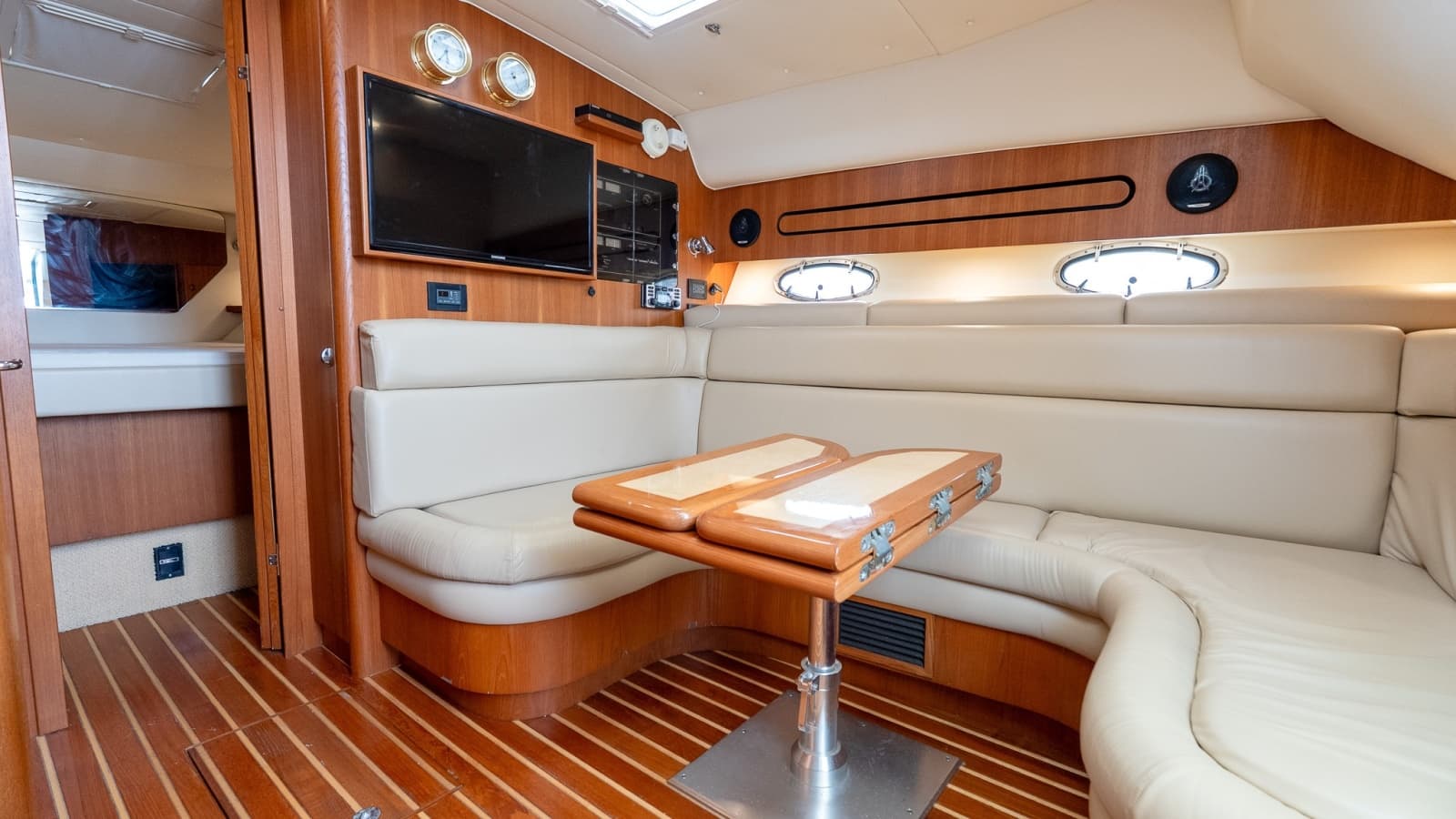 2004 Tiara Yachts 3800 Open - Photo 52