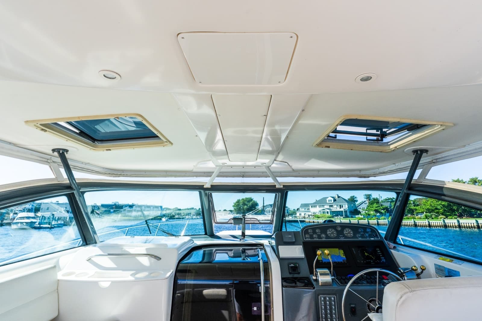 2003 Tiara Yachts 3800 Open - Photo 34