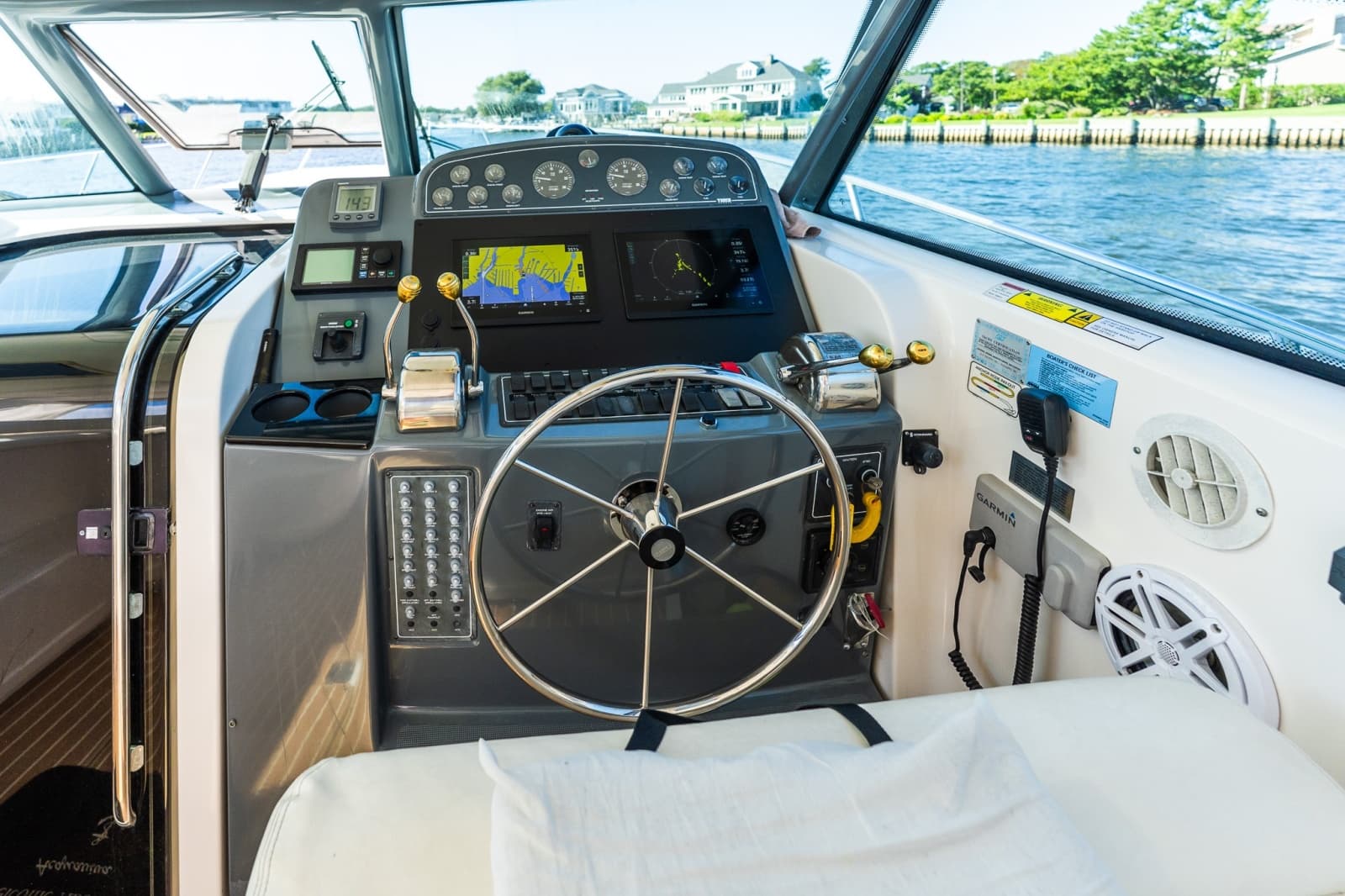 2003 Tiara Yachts 3800 Open - Photo 30