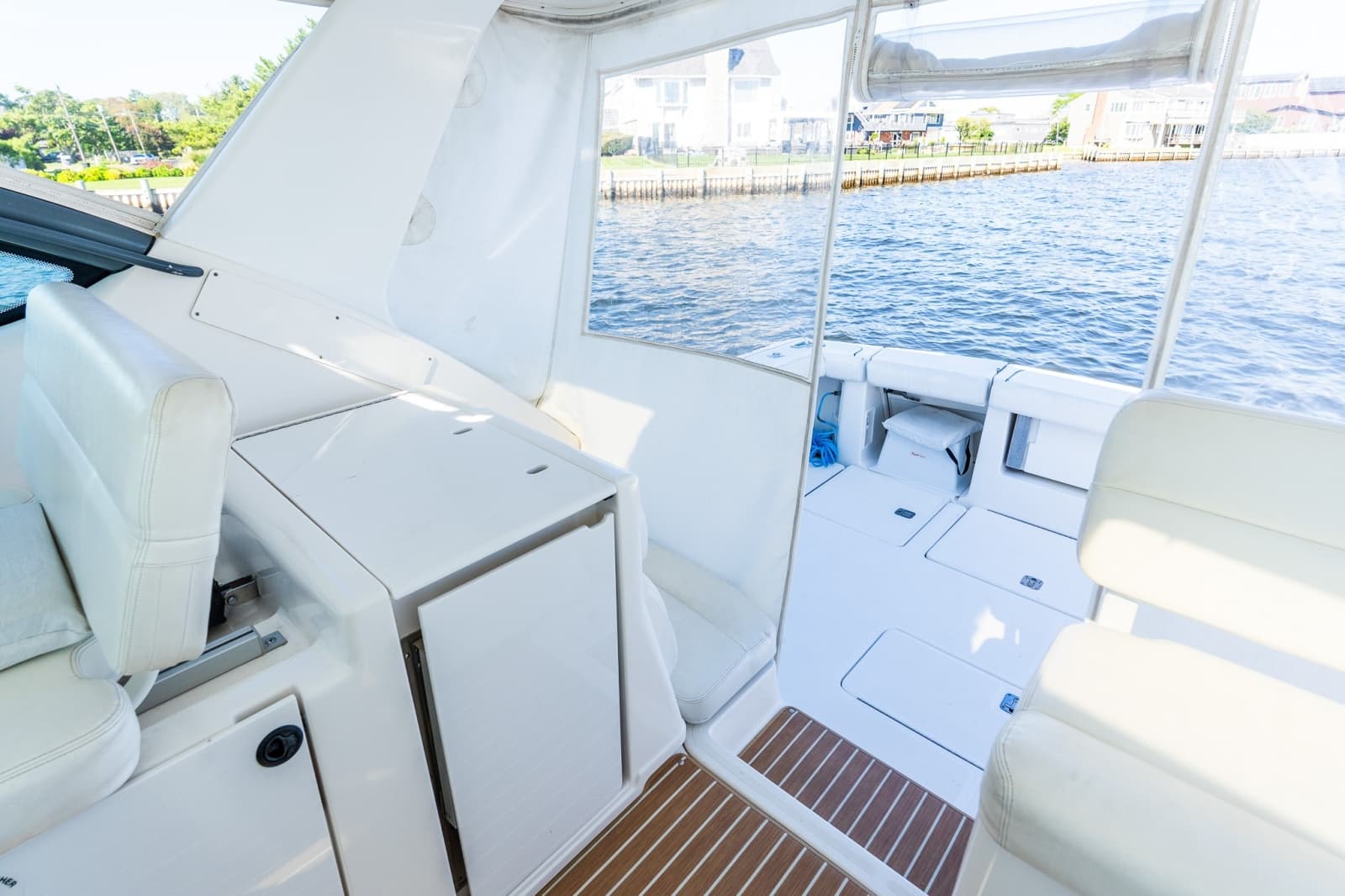 2003 Tiara Yachts 3800 Open - Photo 39