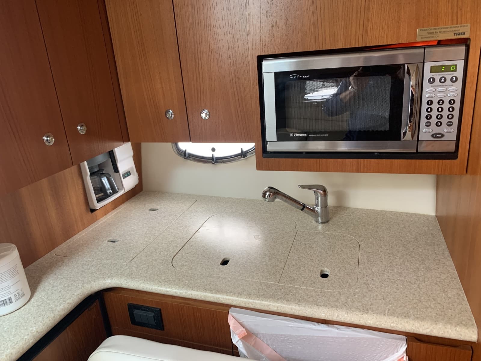 2003 Tiara Yachts 3800 Open - Photo 7