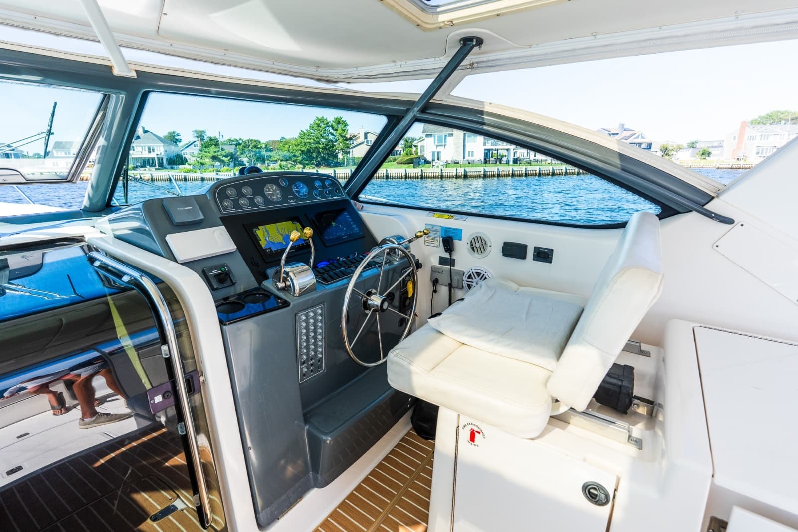 2003 Tiara Yachts 3800 Open - Photo 31