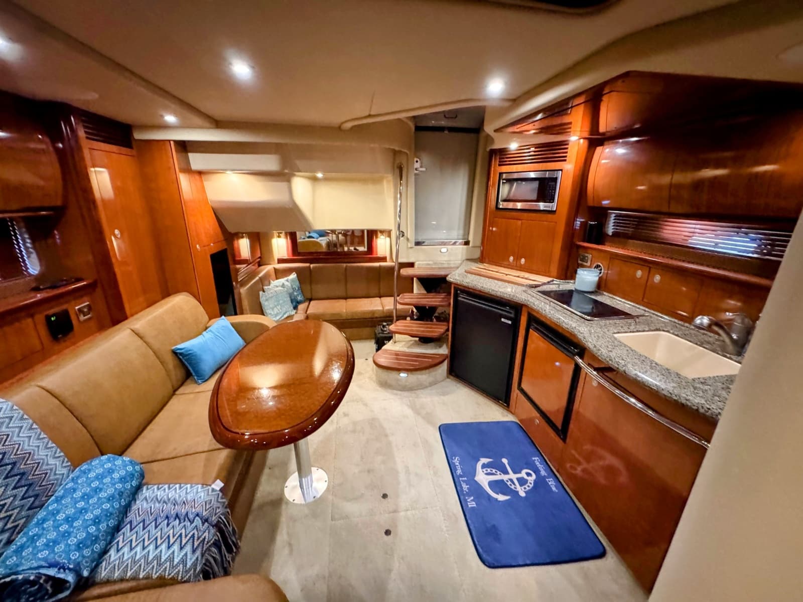 2005 Sea Ray 390 Sundancer - Photo 47