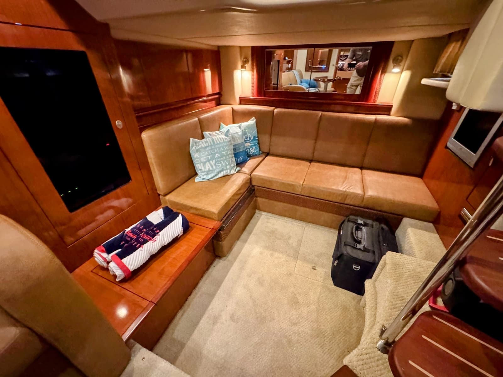 2005 Sea Ray 390 Sundancer - Photo 48