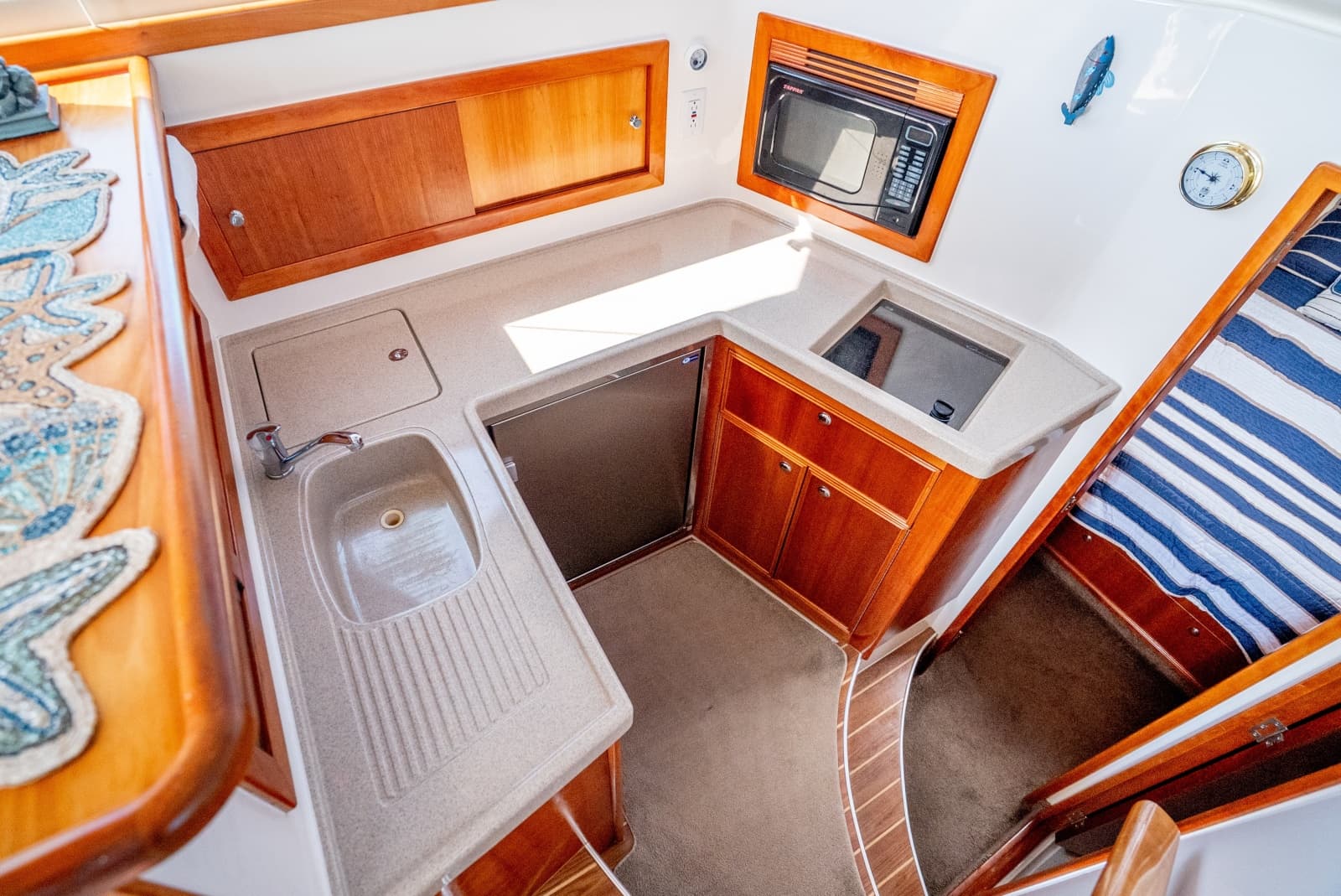 2007 Riviera 37 Convertible - Photo 22