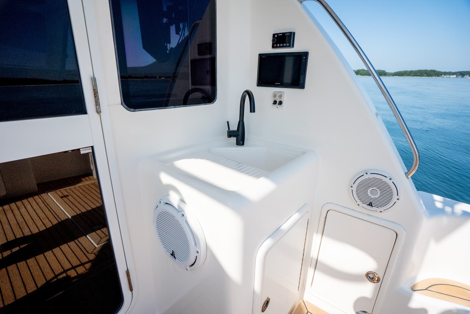 2007 Riviera 37 Convertible - Photo 17