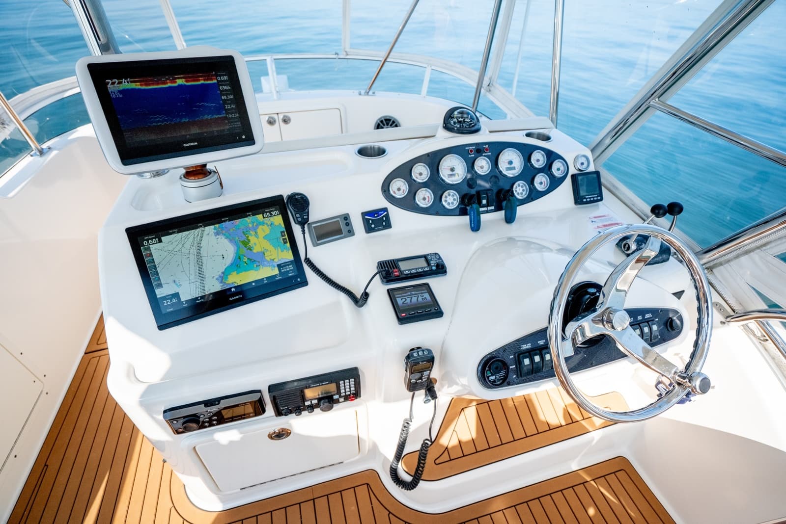 2007 Riviera 37 Convertible - Photo 10