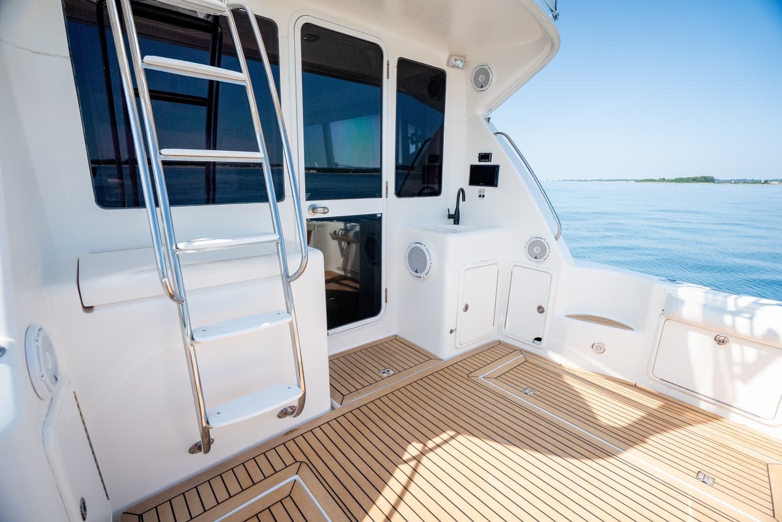 2007 Riviera 37 Convertible - Photo 15