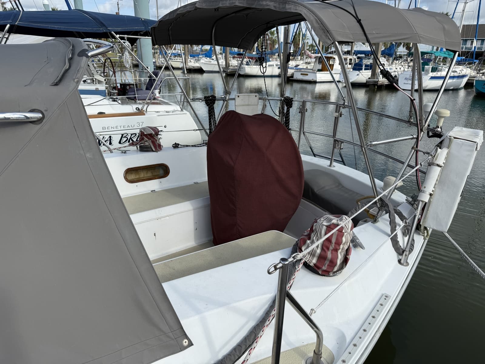 1983 Ericson 381 - Photo 8