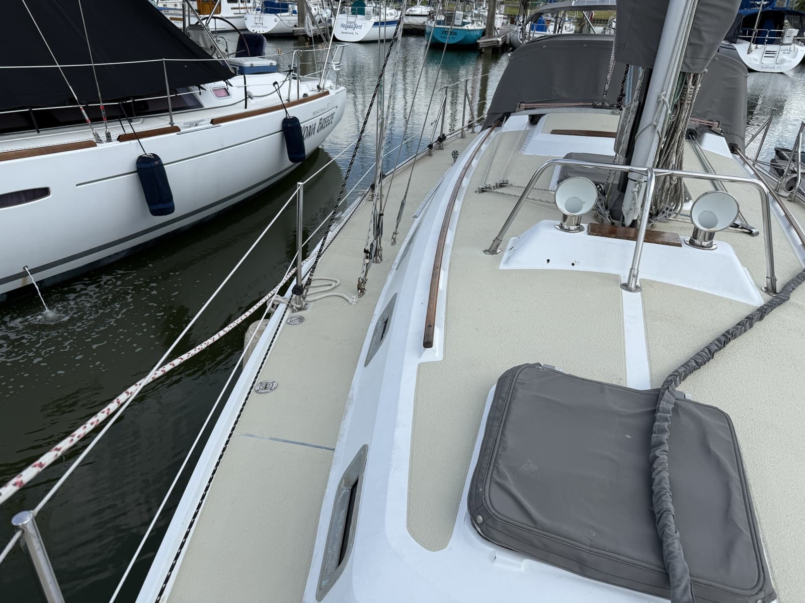 1983 Ericson 381 - Photo 41