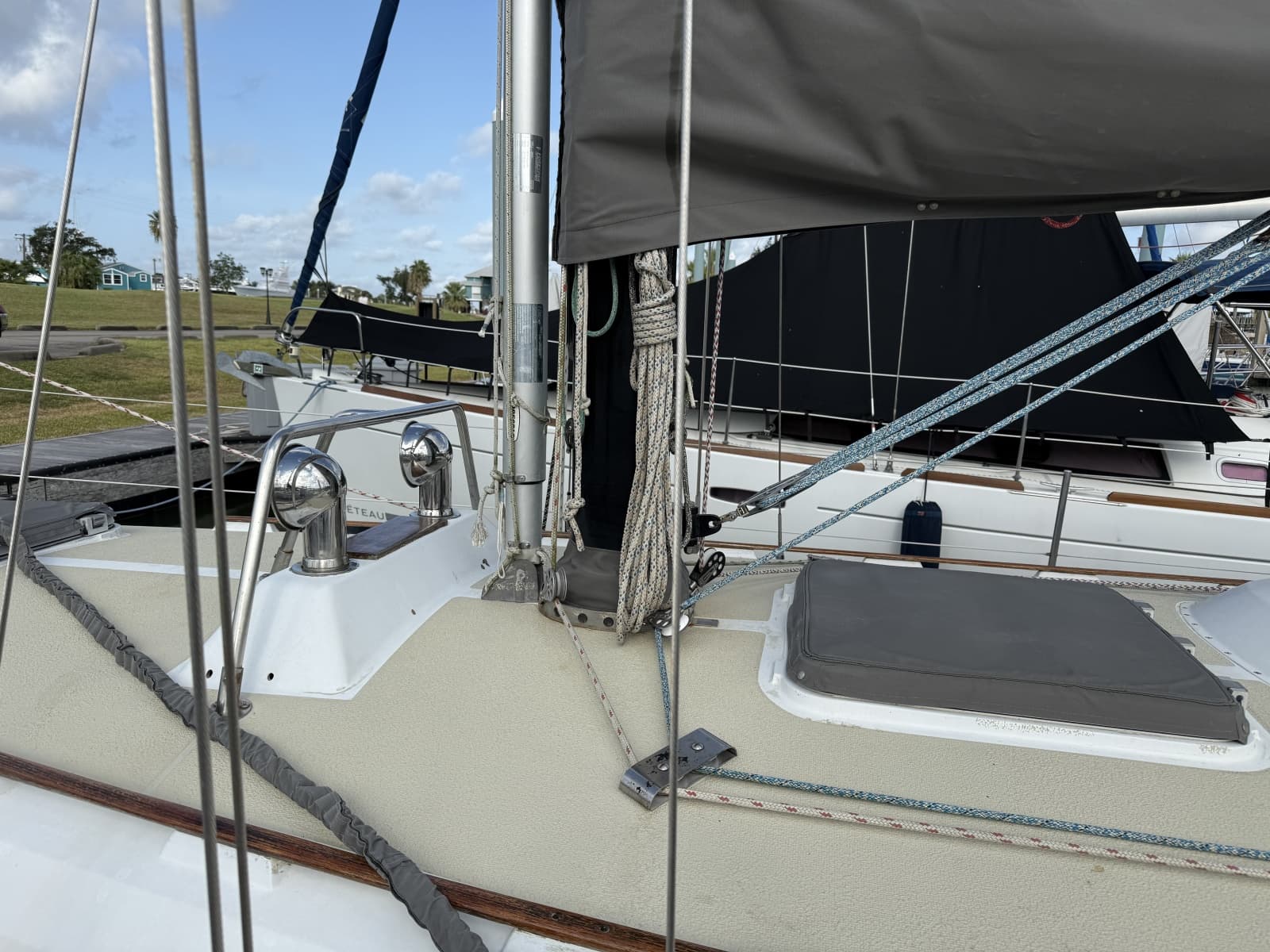 1983 Ericson 381 - Photo 6