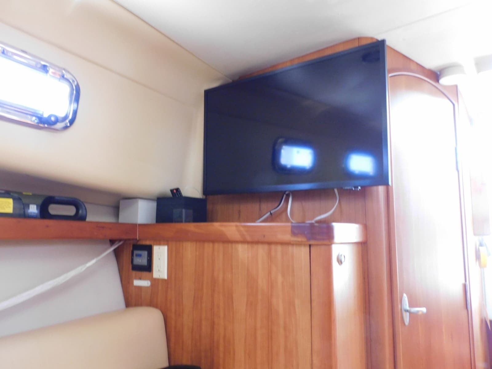 2004 Mainship 30 Rum Runner - Photo 31