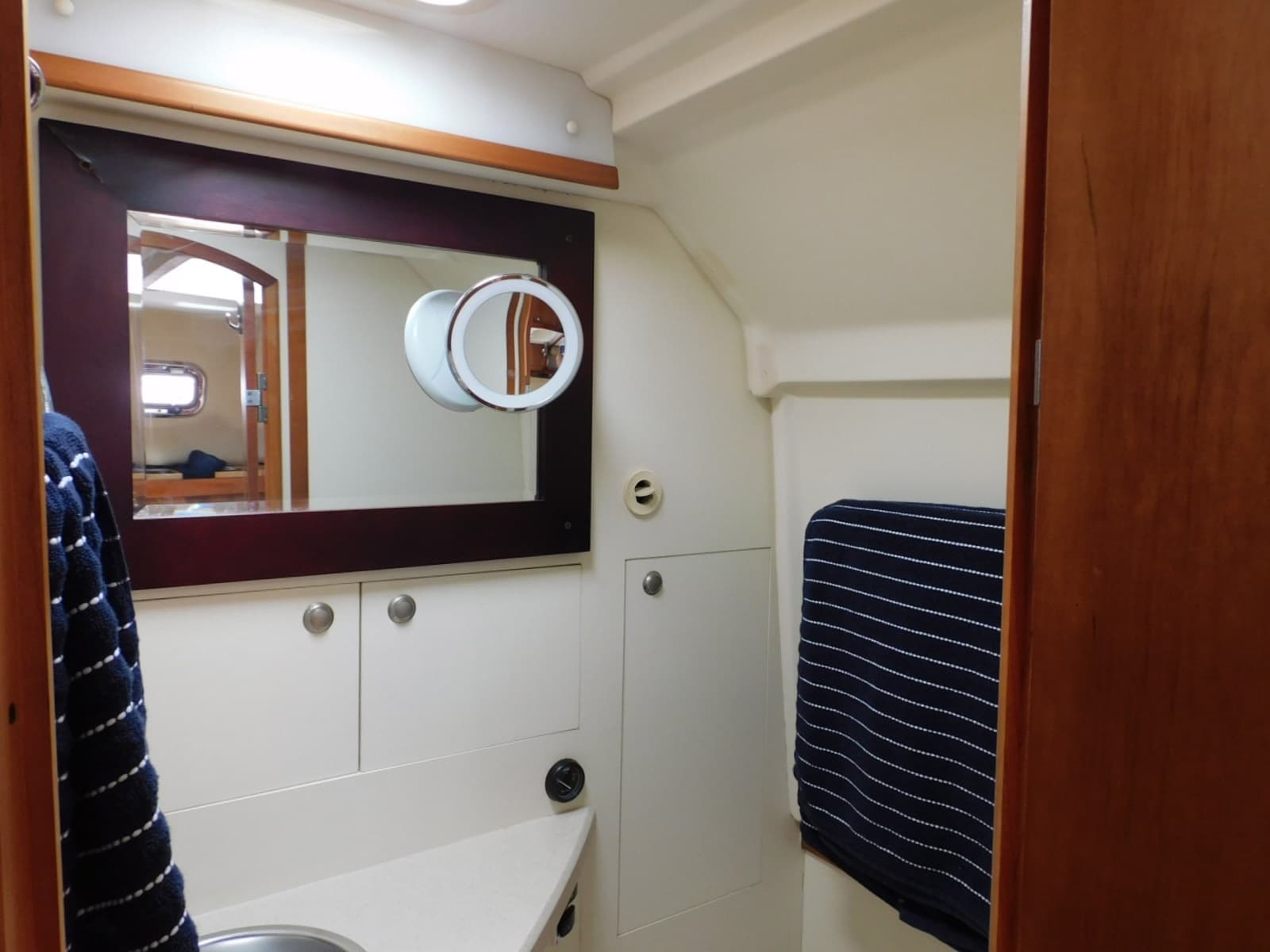 2004 Mainship 30 Rum Runner - Photo 29