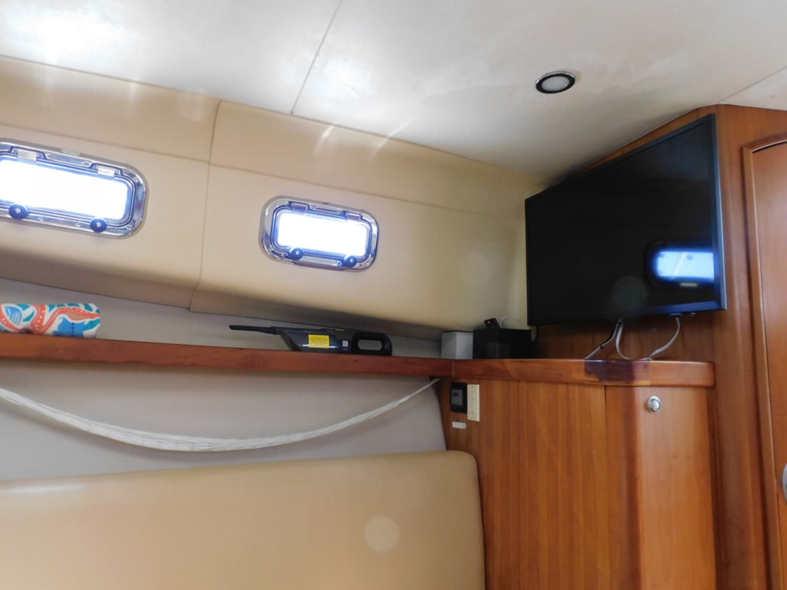 2004 Mainship 30 Rum Runner - Photo 28