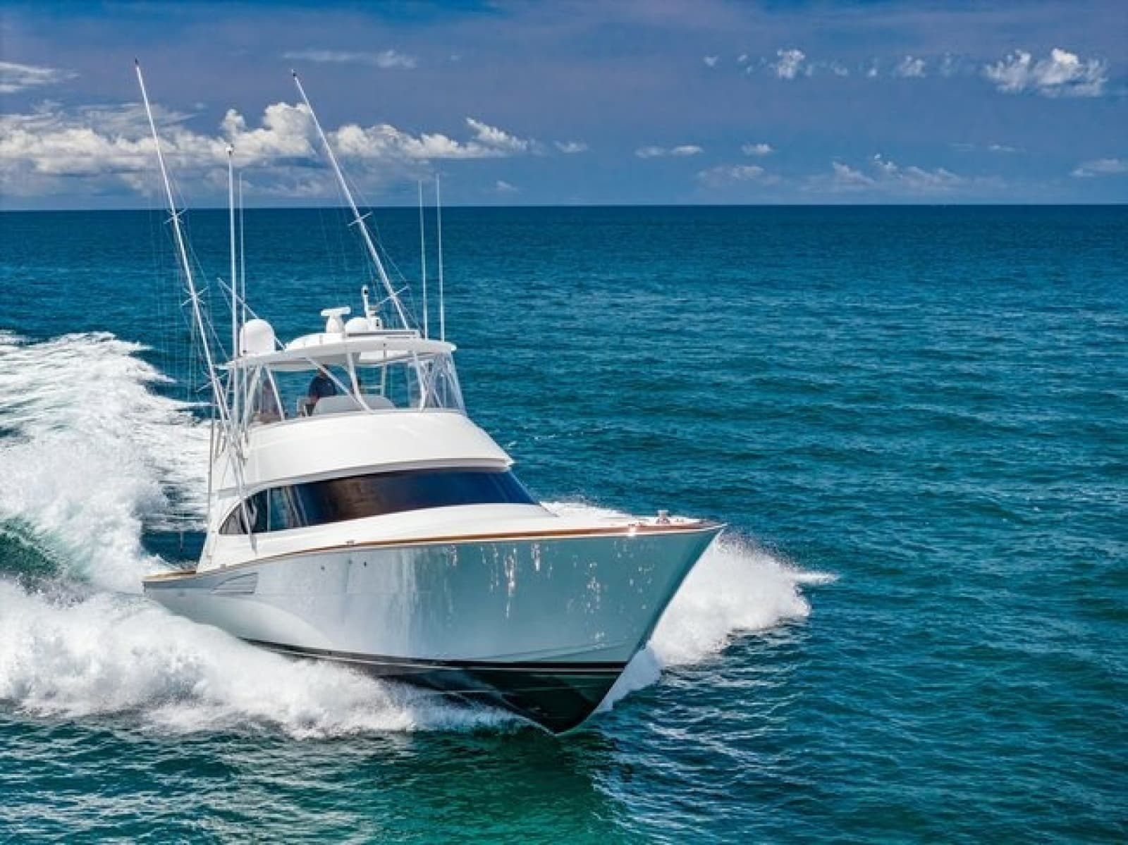 2025 Viking 58 Convertible - Photo 4