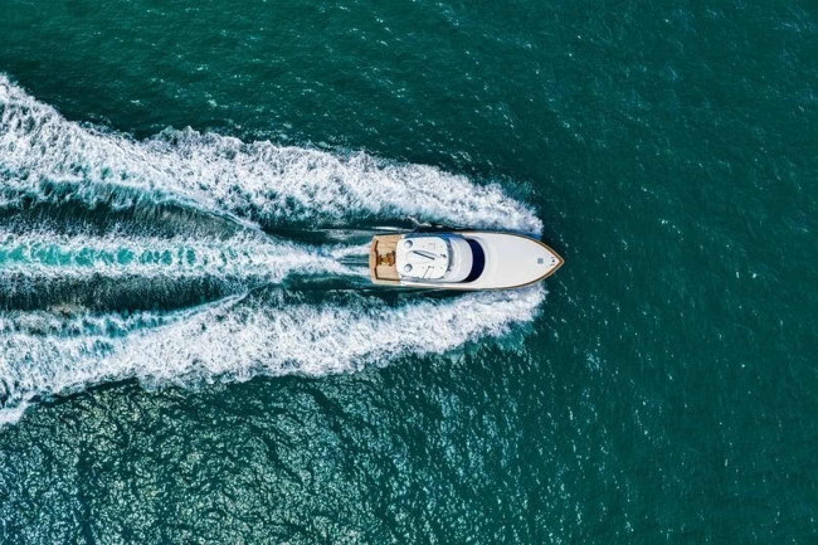 2025 Viking 58 Convertible - Photo 5