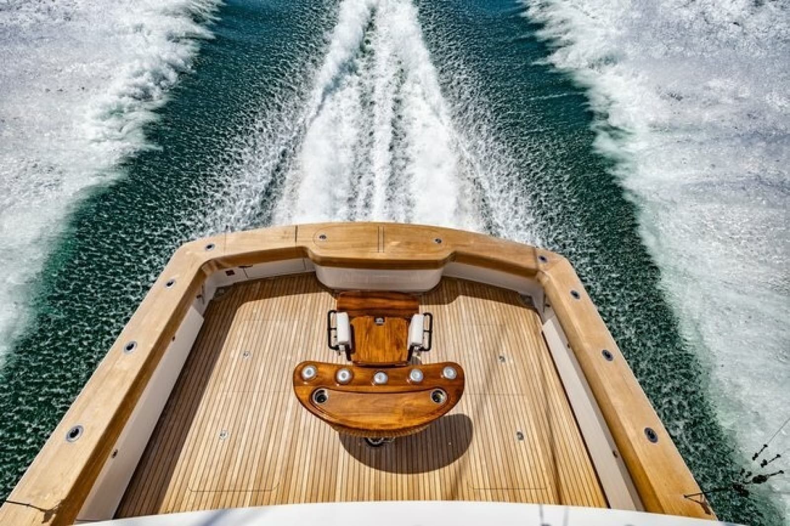 2025 Viking 58 Convertible - Photo 7