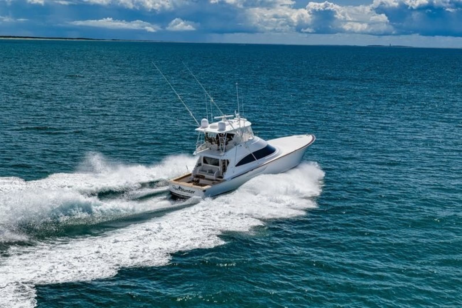 2025 Viking 58 Convertible - Photo 2