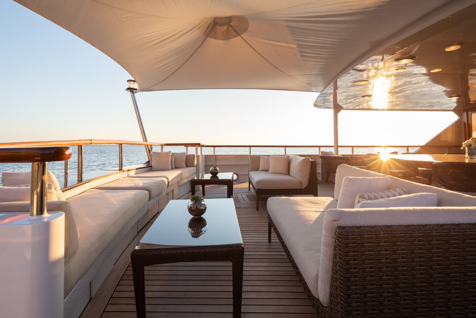1979 Feadship  - Photo 7