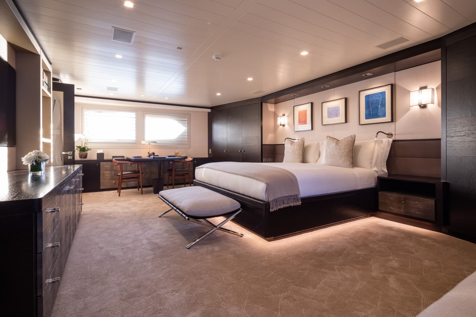 1979 Feadship  - Photo 14