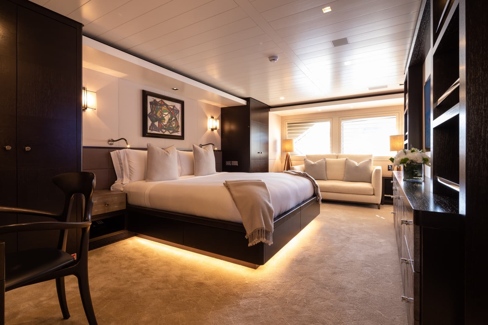 1979 Feadship  - Photo 19