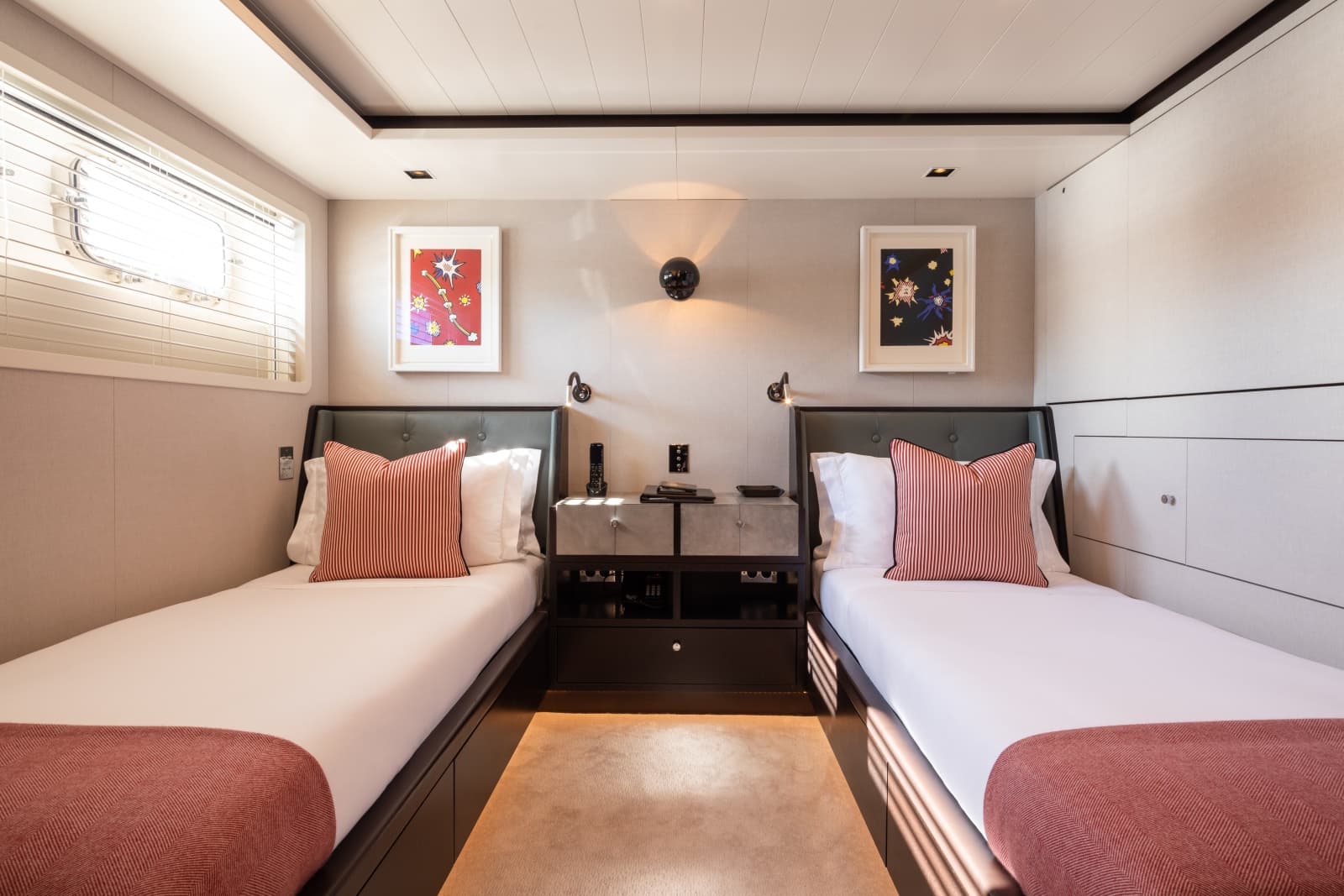 1979 Feadship  - Photo 35