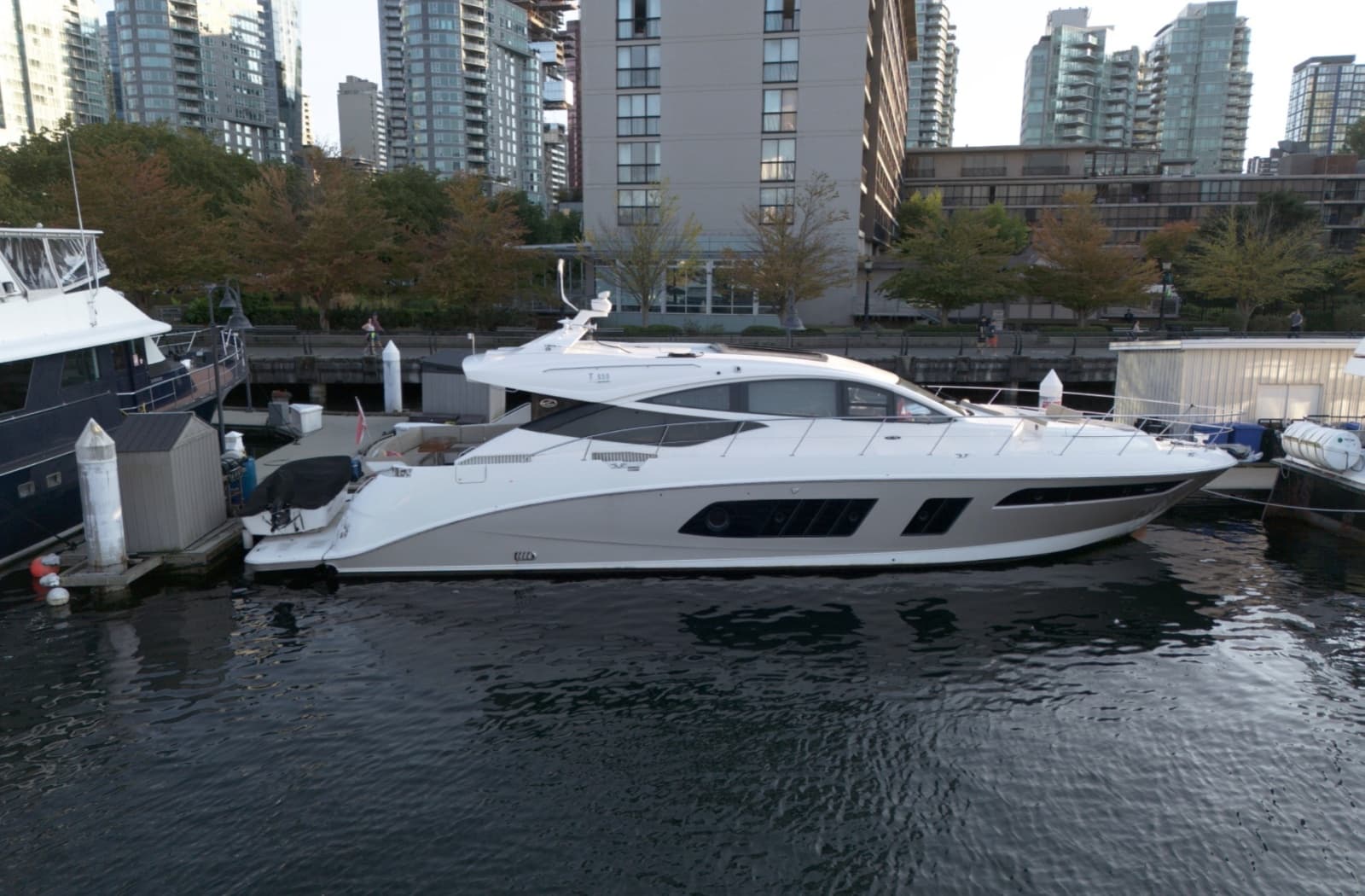 2015 Sea Ray L650 - Photo 4