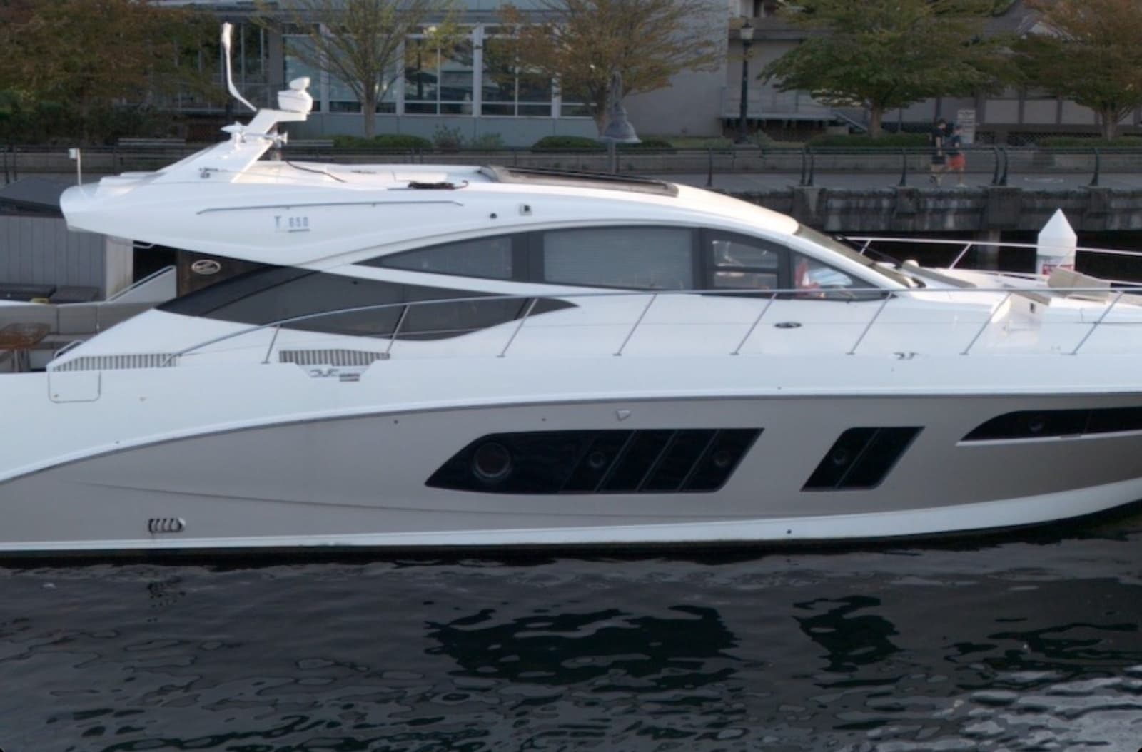 2015 Sea Ray L650 - Photo 3