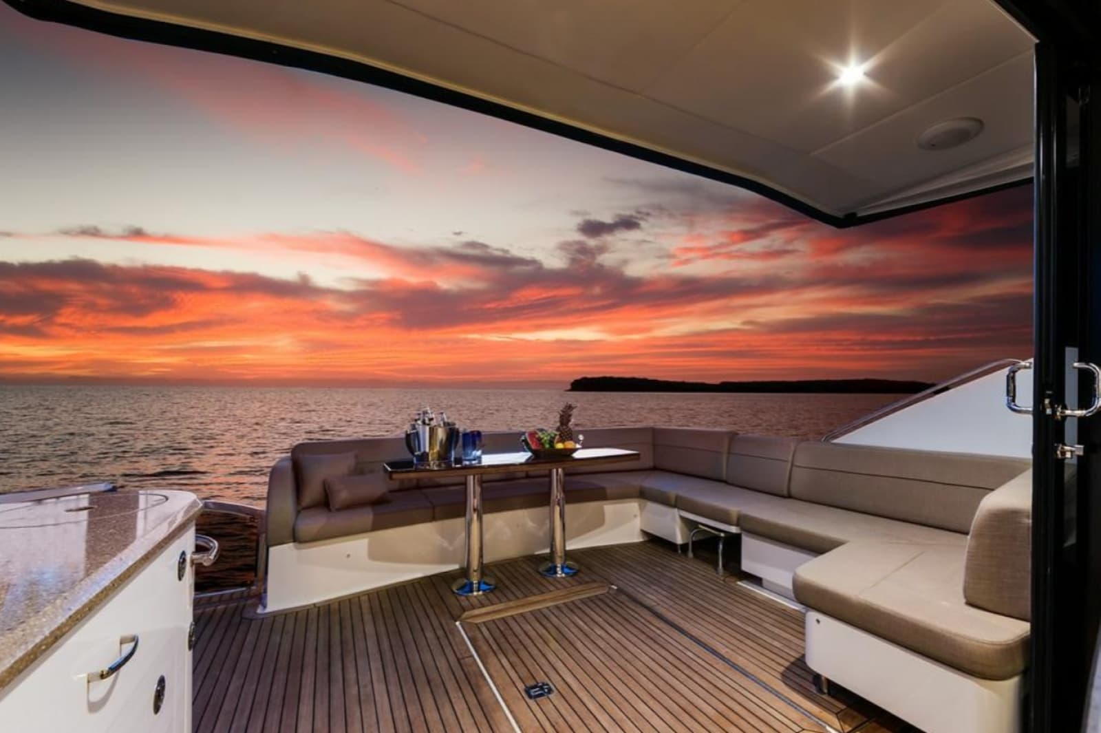 2015 Sea Ray L650 - Photo 13