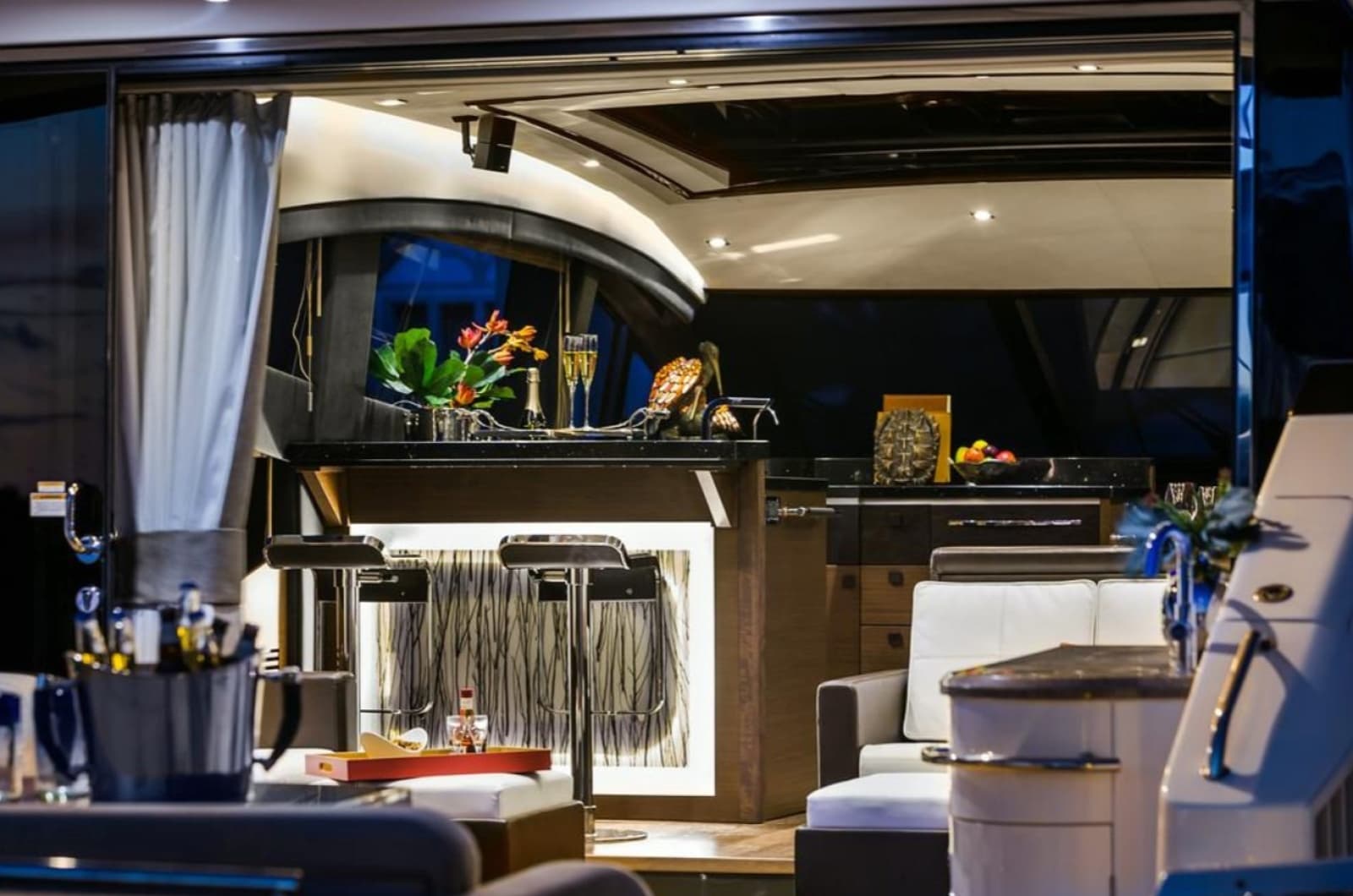 2015 Sea Ray L650 - Photo 15