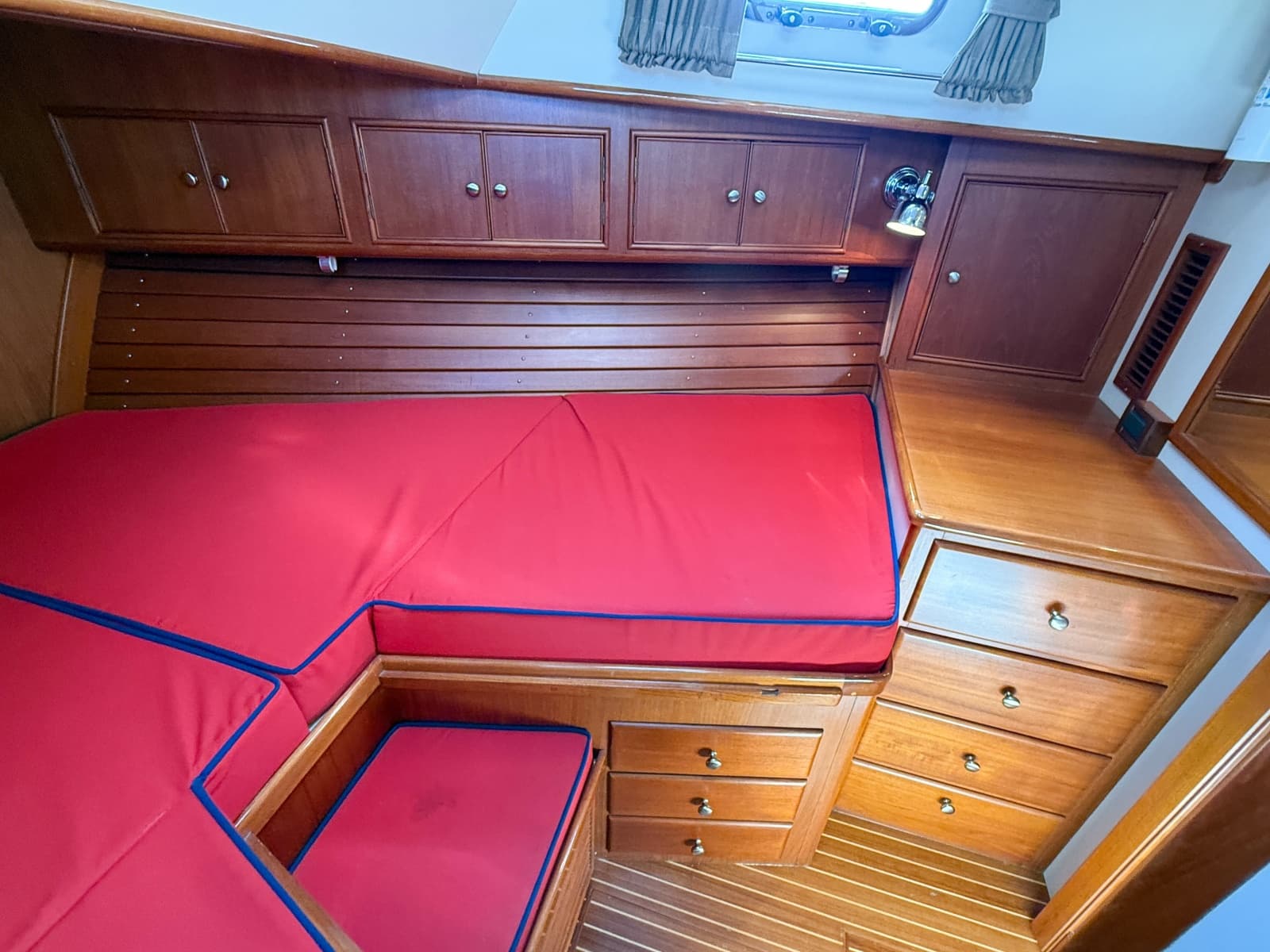 2003 Grand Banks 38 Eastbay HX - Photo 30