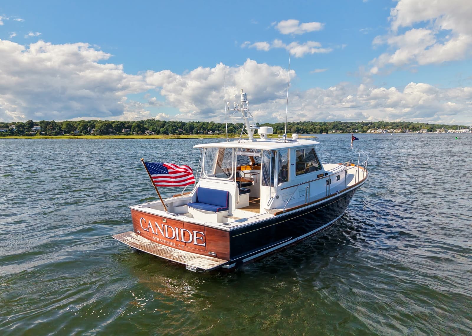 2003 Grand Banks 38 Eastbay HX - Photo 2