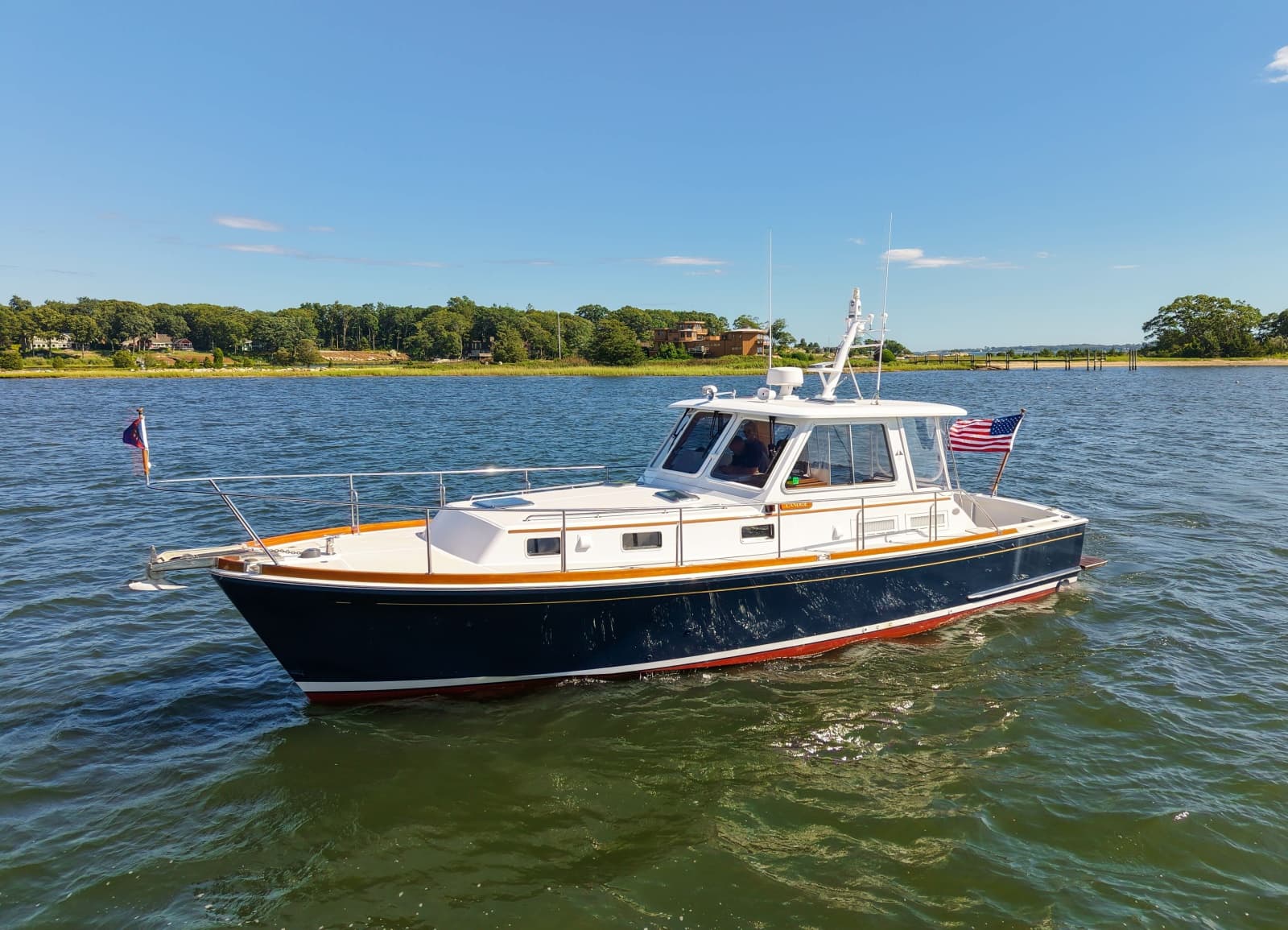 2003 Grand Banks 38 Eastbay HX - Photo 3