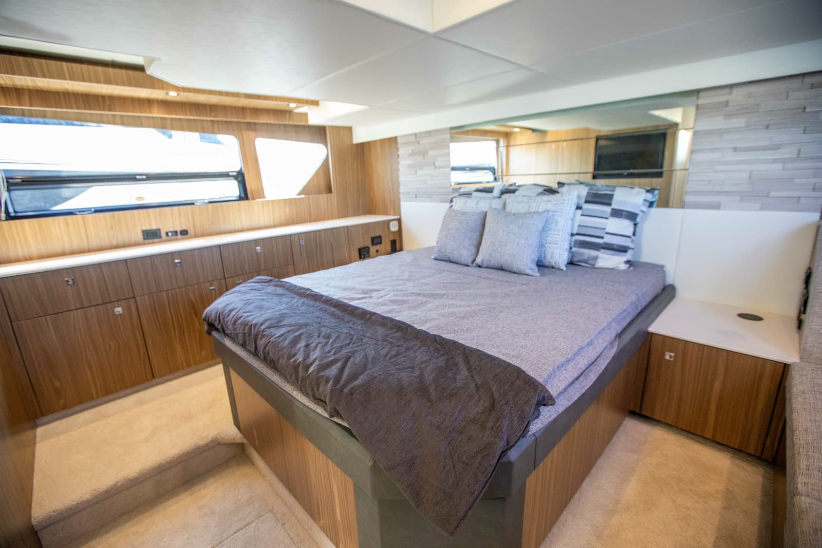 2024 Cruisers Yachts 50 Cantius - Photo 71