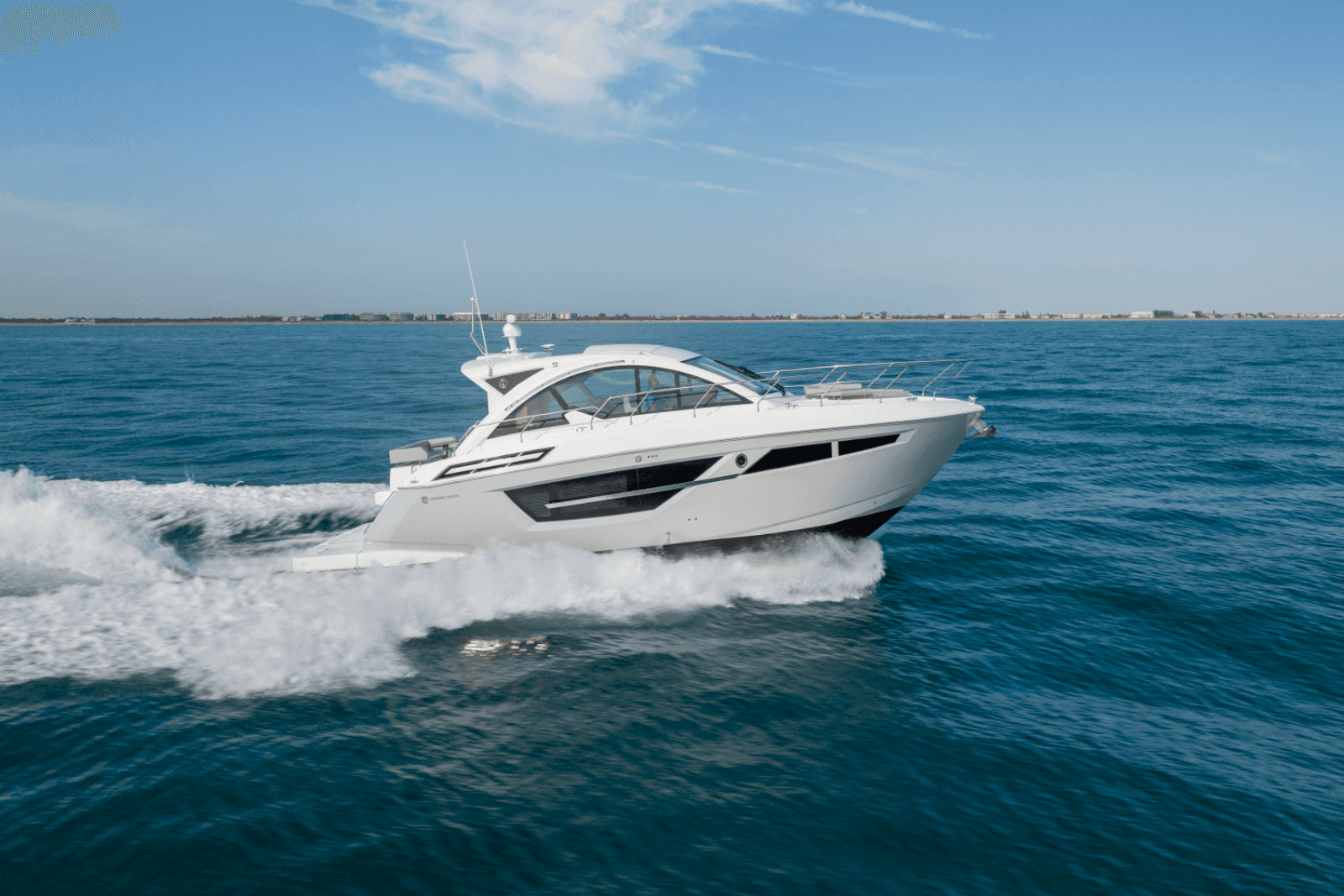 2024 Cruisers Yachts 50 Cantius - Photo 3